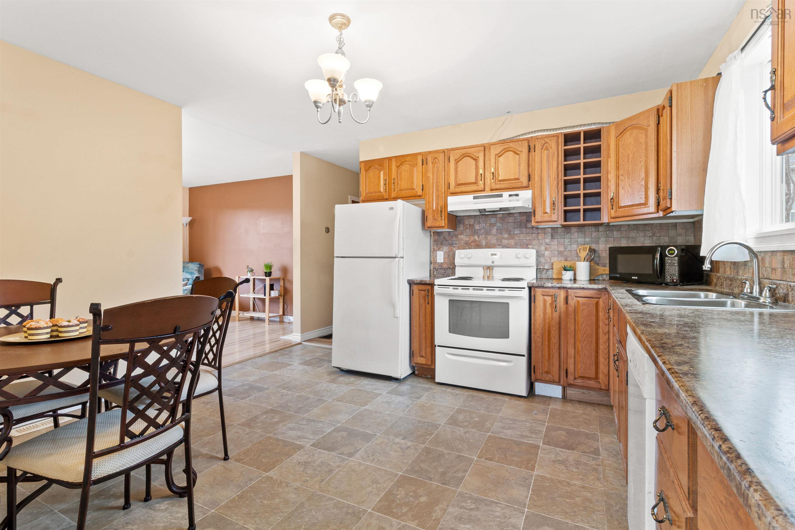 $384,800.00: 285 Beaver Bank Road, Beaver Bank