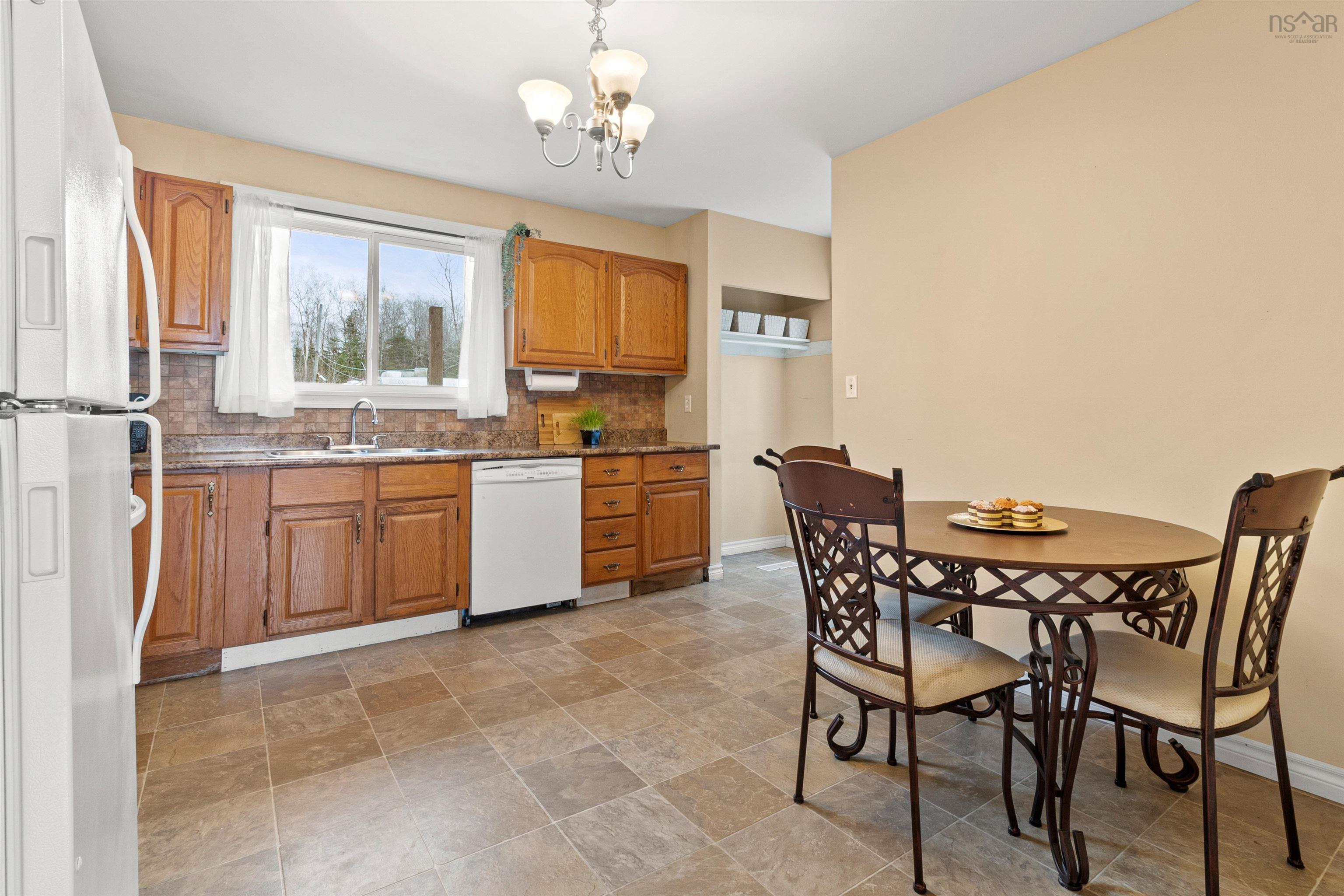 $384,800.00: 285 Beaver Bank Road, Beaver Bank