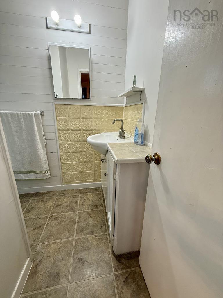 $149,900.00: 1249 Argyle Sound Road, West Pubnico