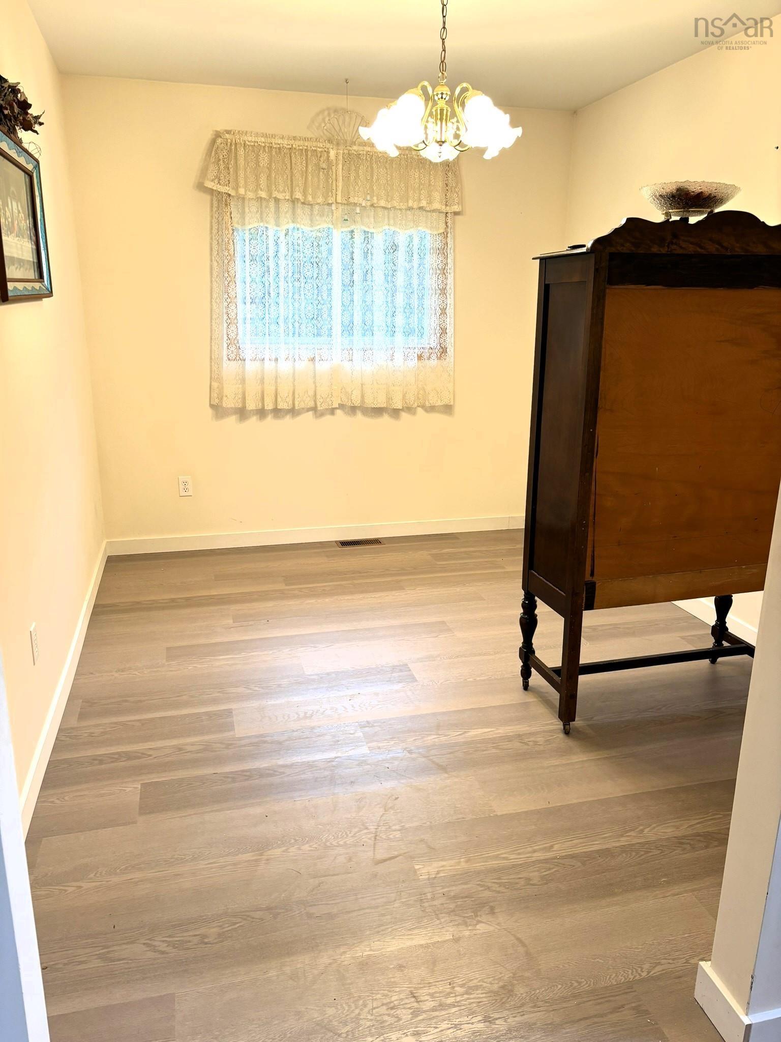 $239,900.00: 8013 Hwy#209 Highway, Wards Brook