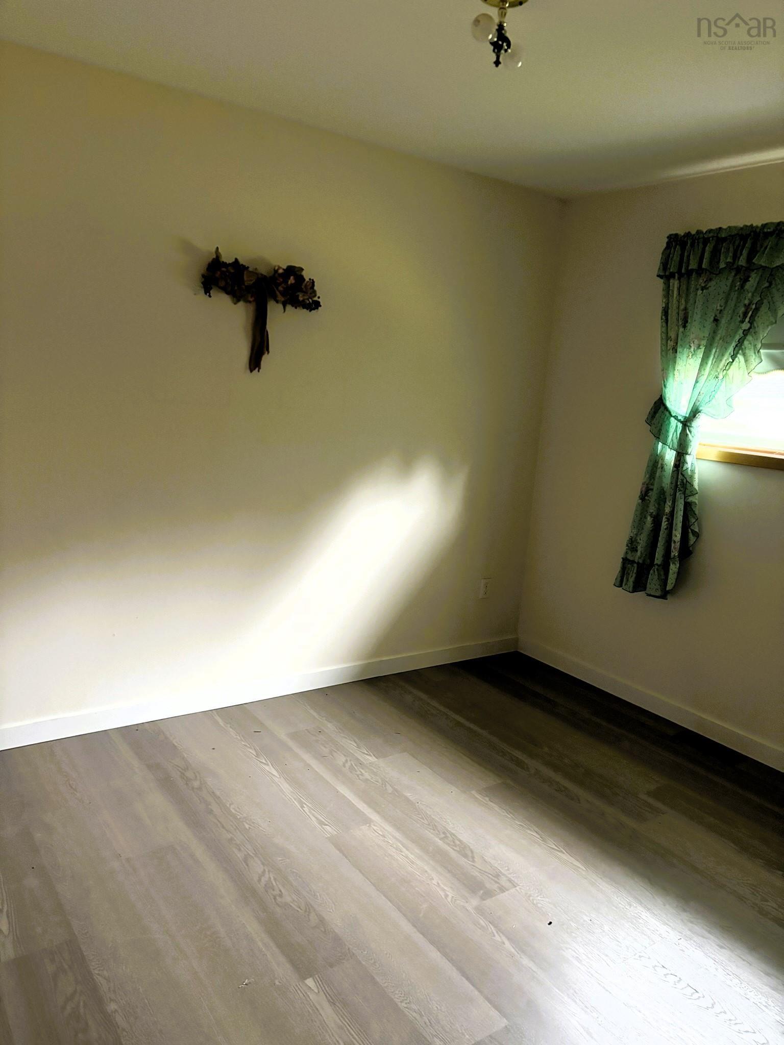 $239,900.00: 8013 Hwy#209 Highway, Wards Brook