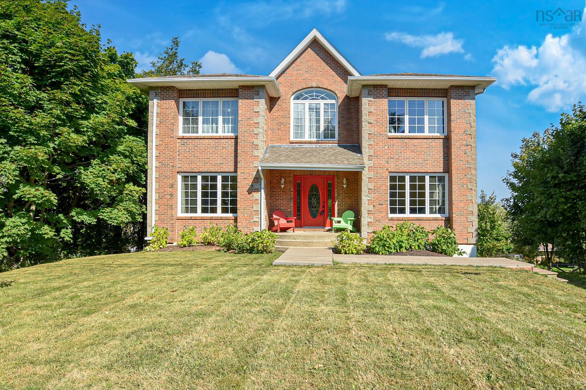 $599,999.00: 10 Tully Avenue, Shubenacadie