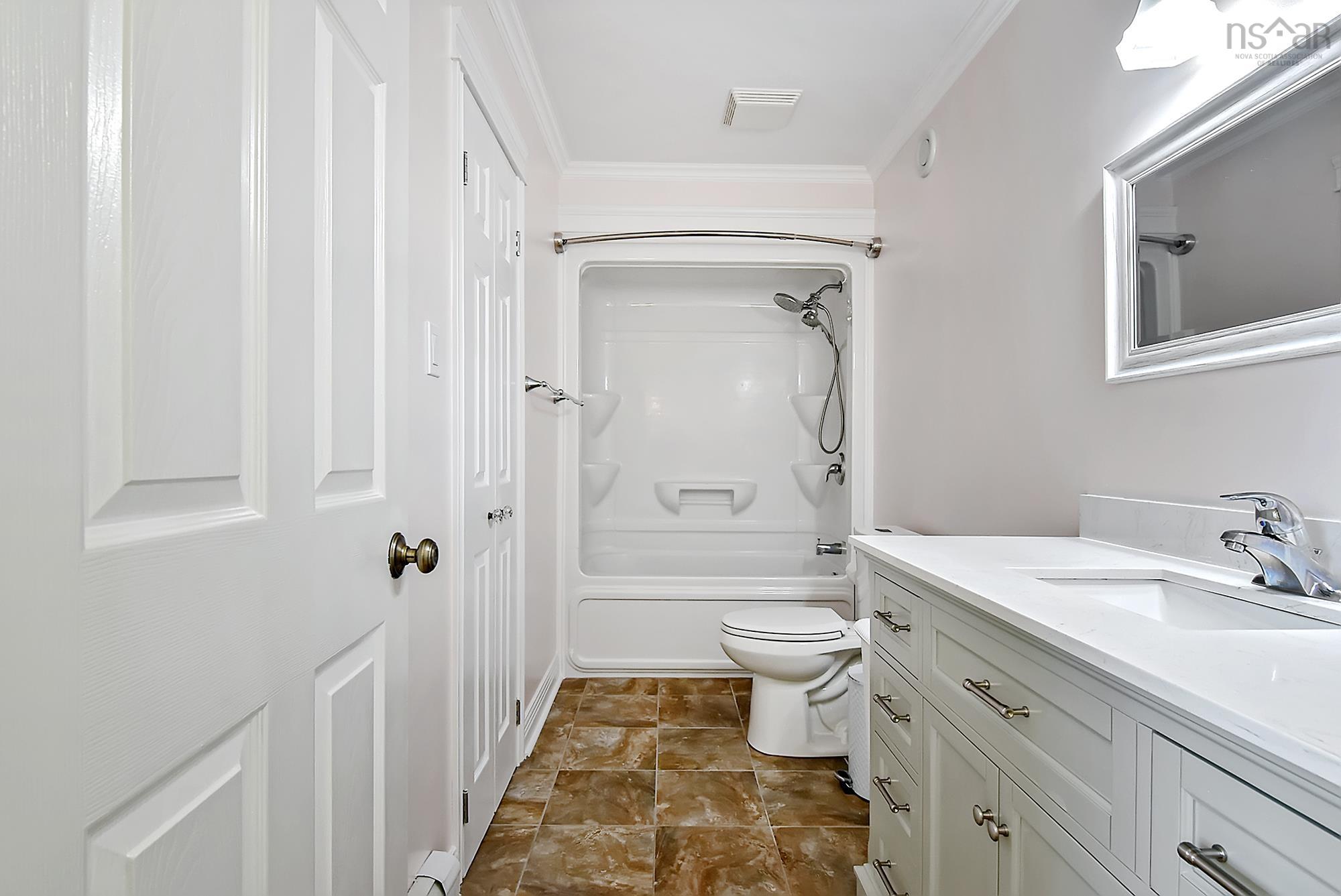 $599,999.00: 10 Tully Avenue, Shubenacadie