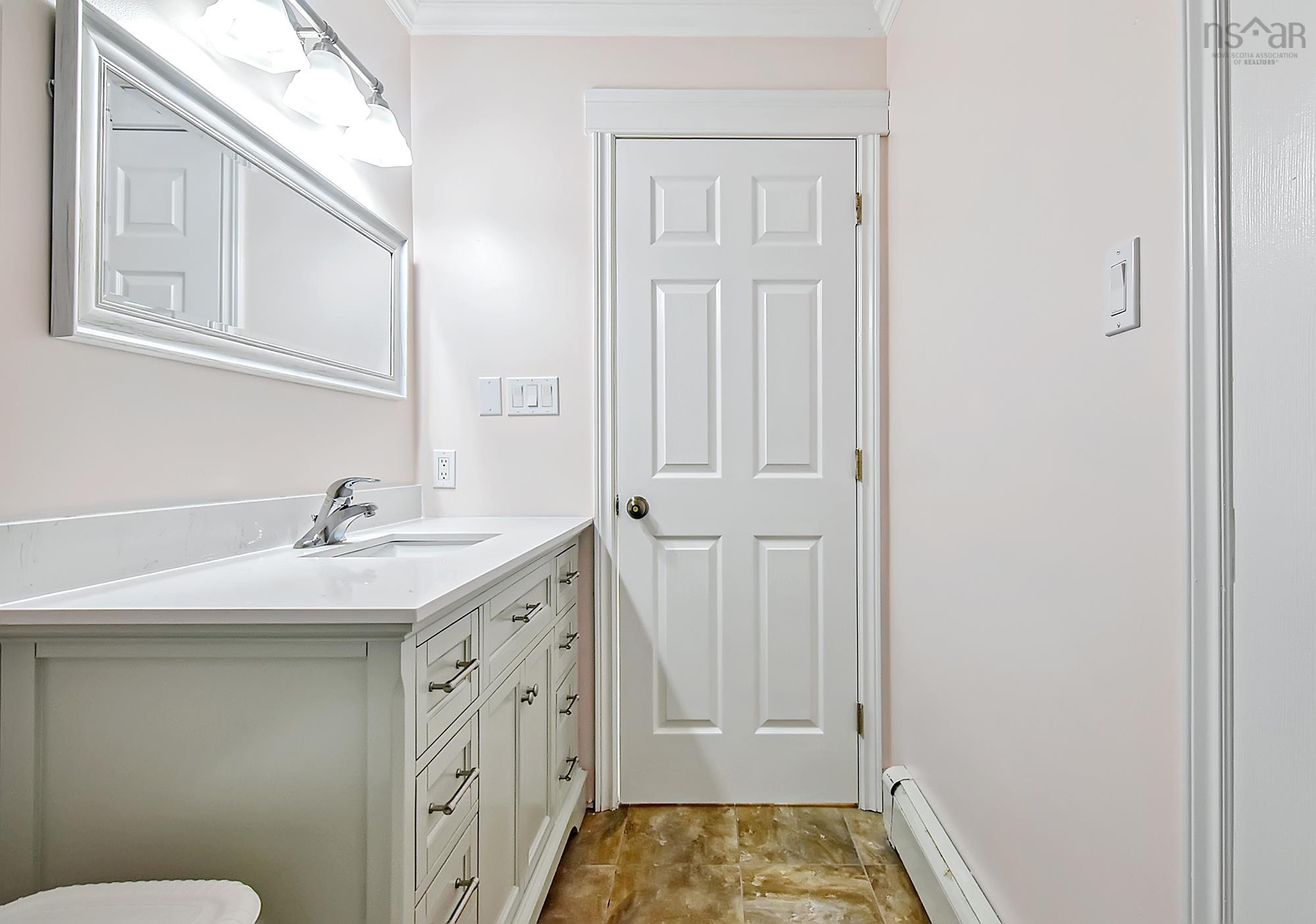 $599,999.00: 10 Tully Avenue, Shubenacadie