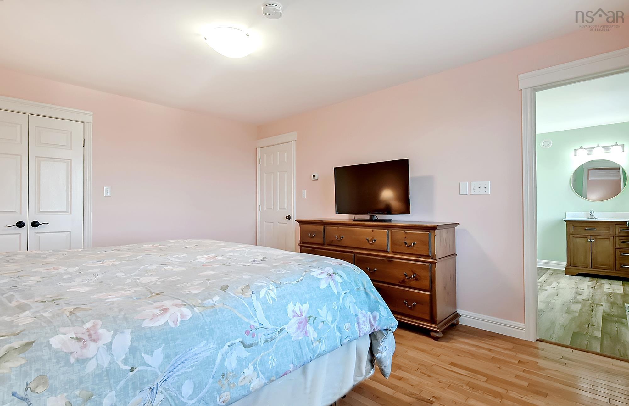 $599,999.00: 10 Tully Avenue, Shubenacadie