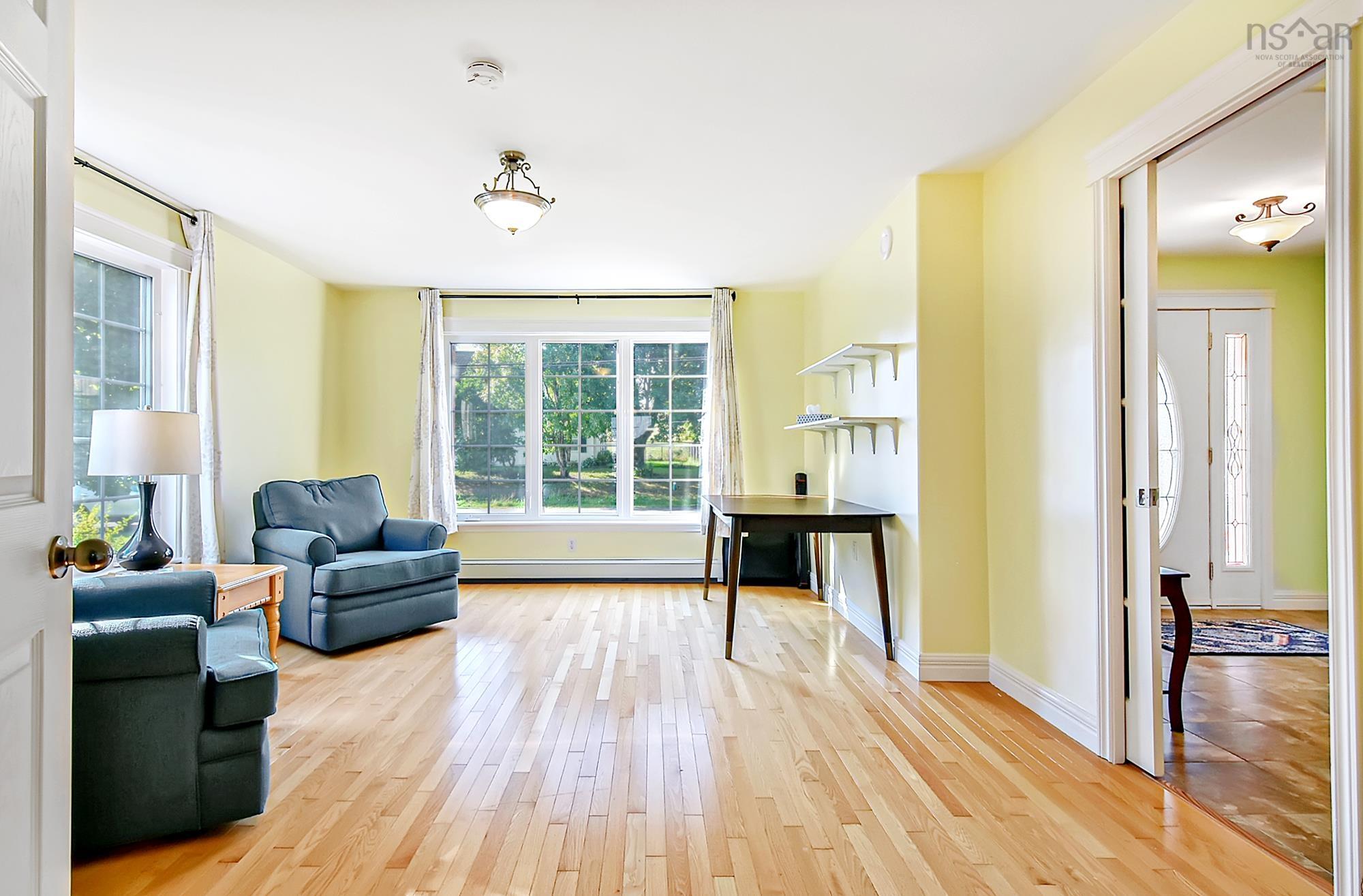$599,999.00: 10 Tully Avenue, Shubenacadie