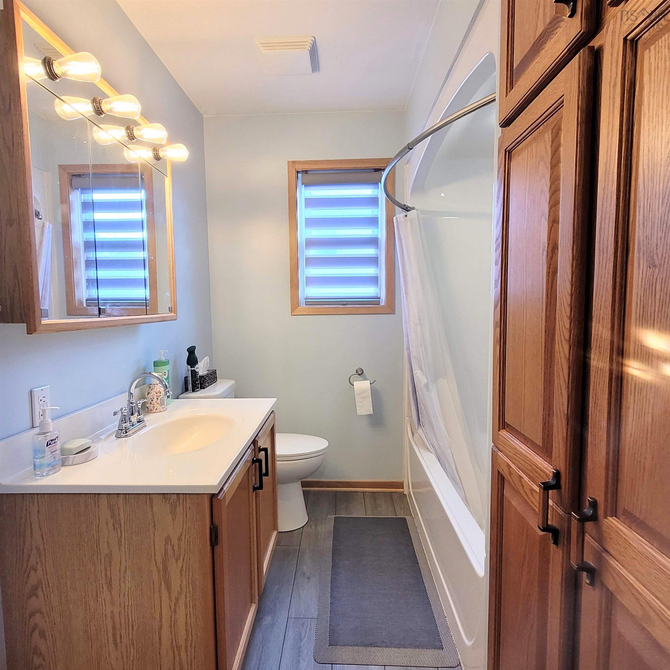 $259,900.00: 27 Allison Avenue, Amherst