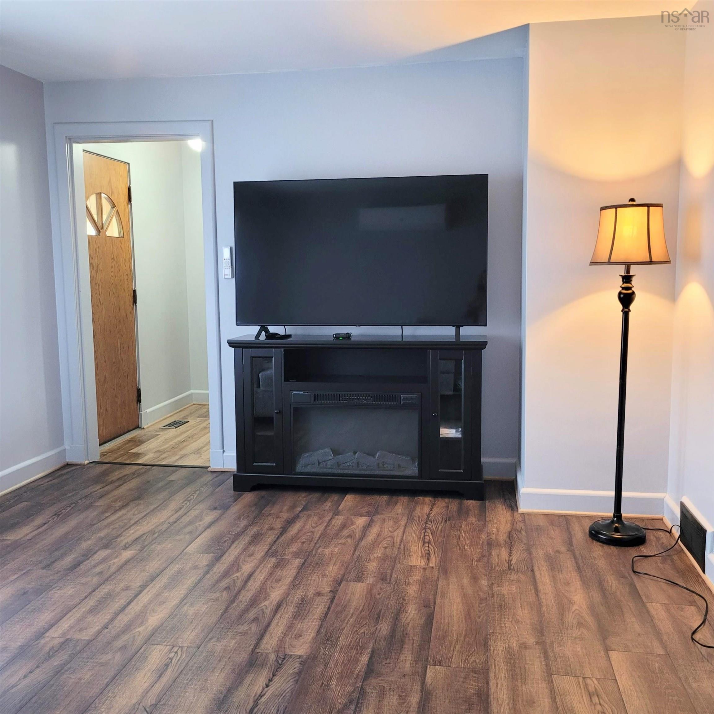 $259,900.00: 27 Allison Avenue, Amherst