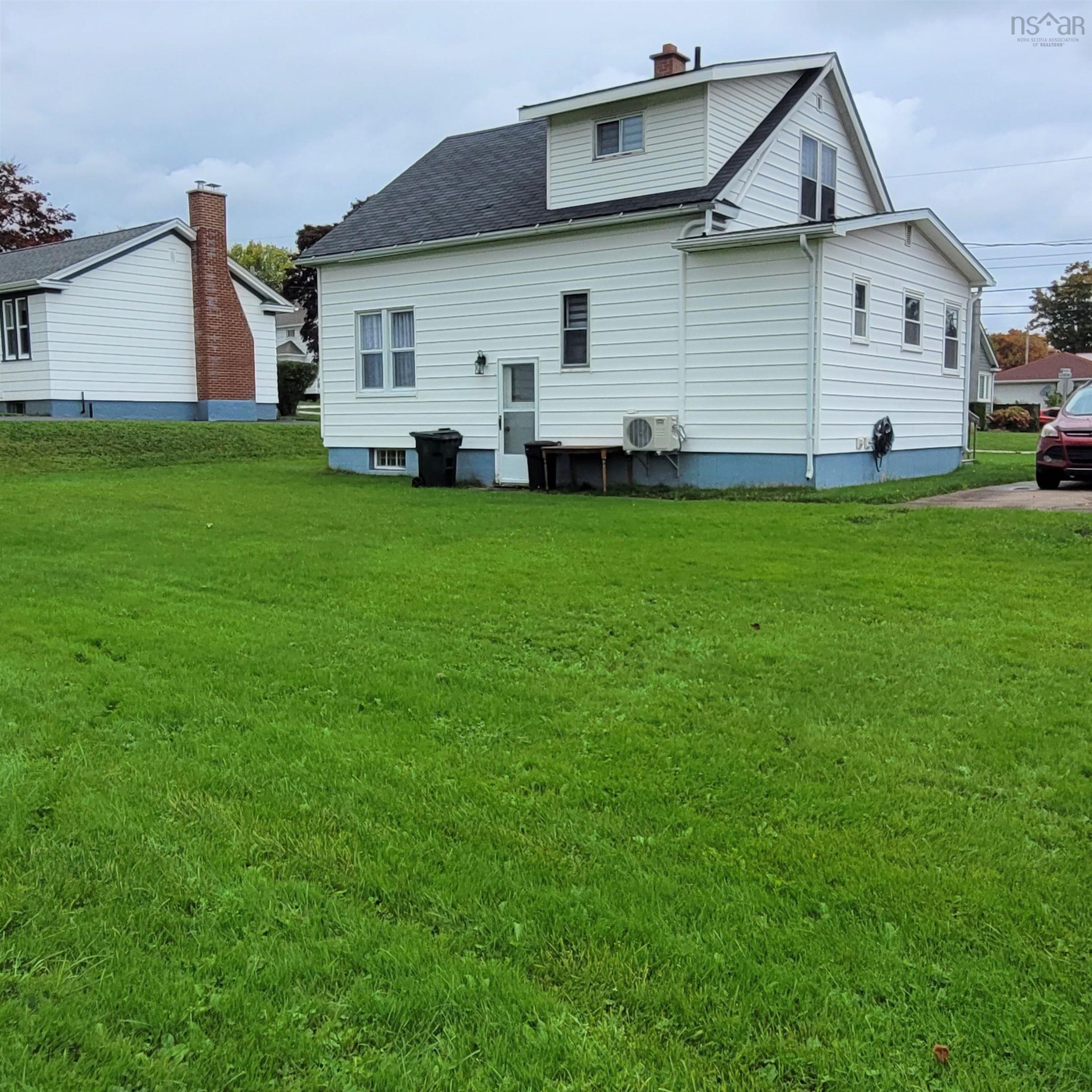 $259,900.00: 27 Allison Avenue, Amherst