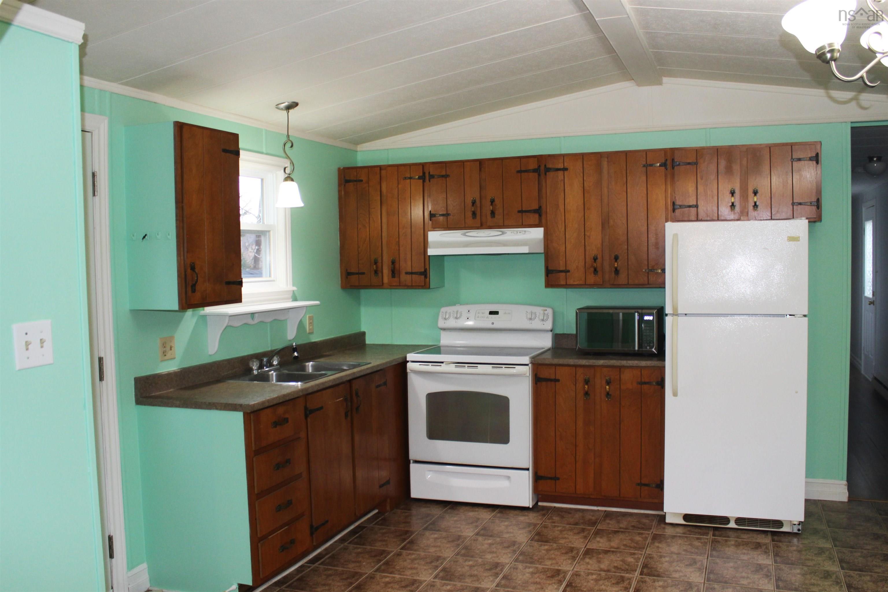 $164,900.00: 38 Wagner Drive, Middle Sackville
