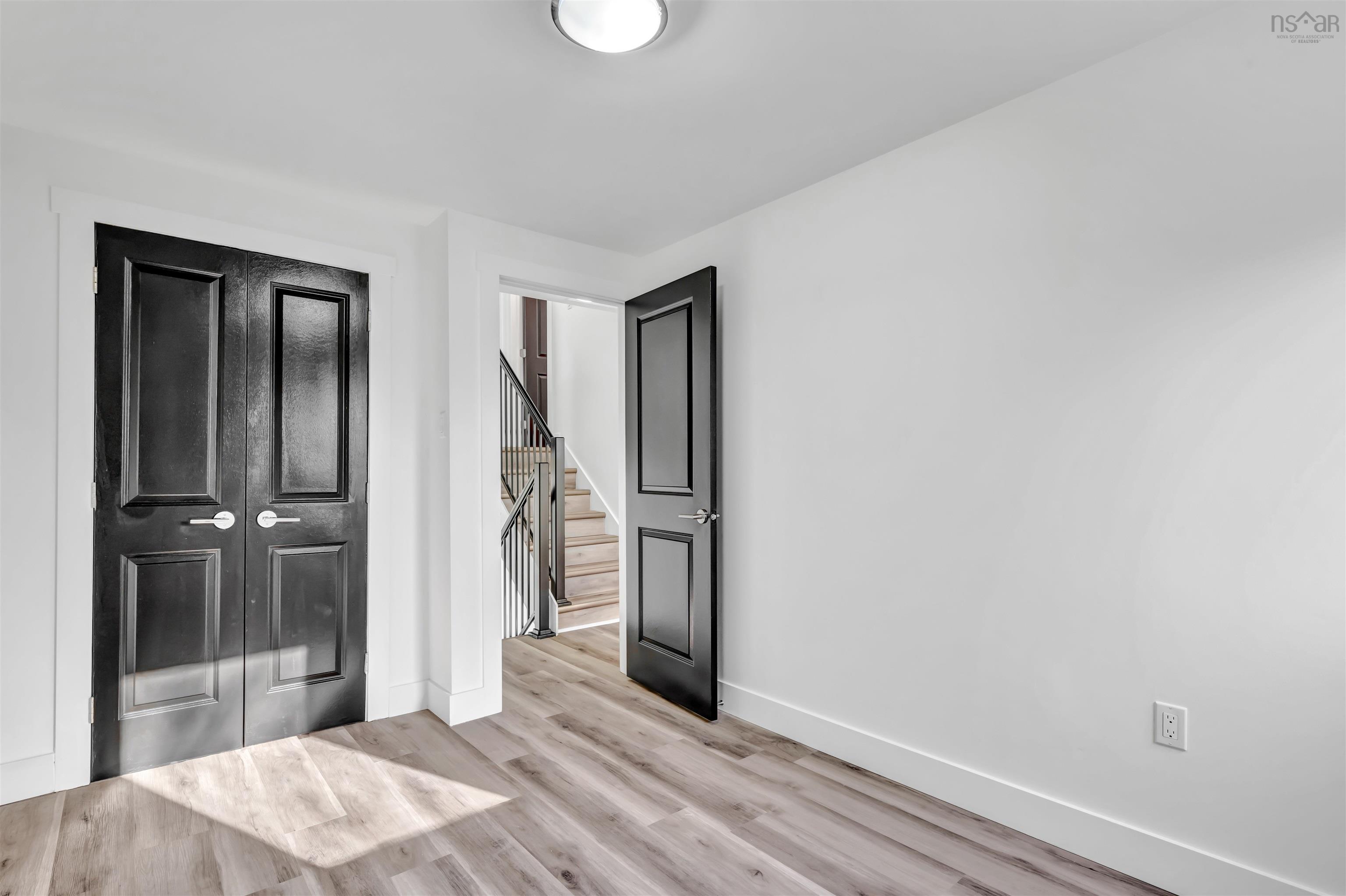 $629,900.00: 13-13A Ruben Court, Dartmouth