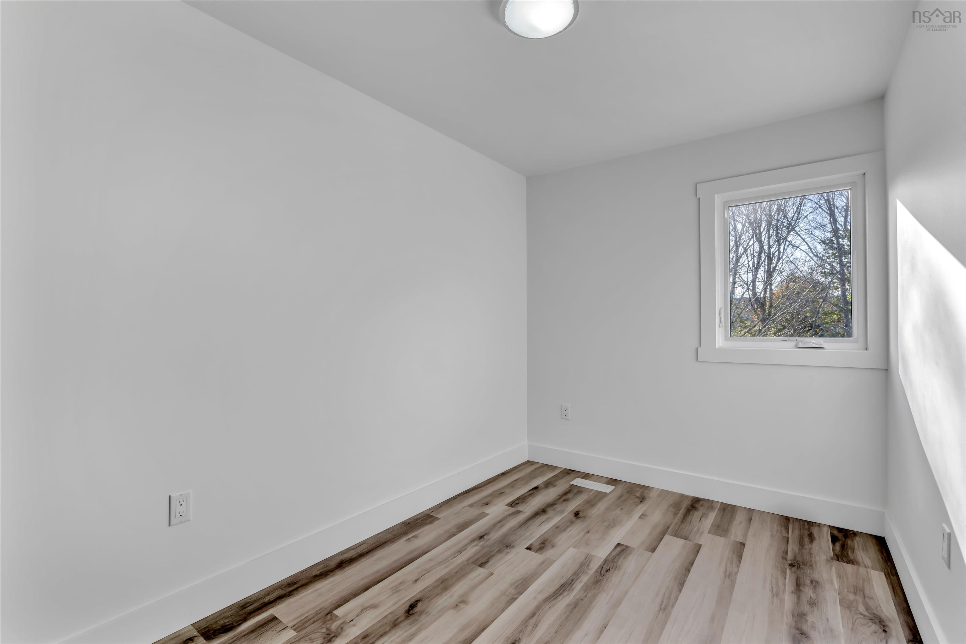 $629,900.00: 13-13A Ruben Court, Dartmouth