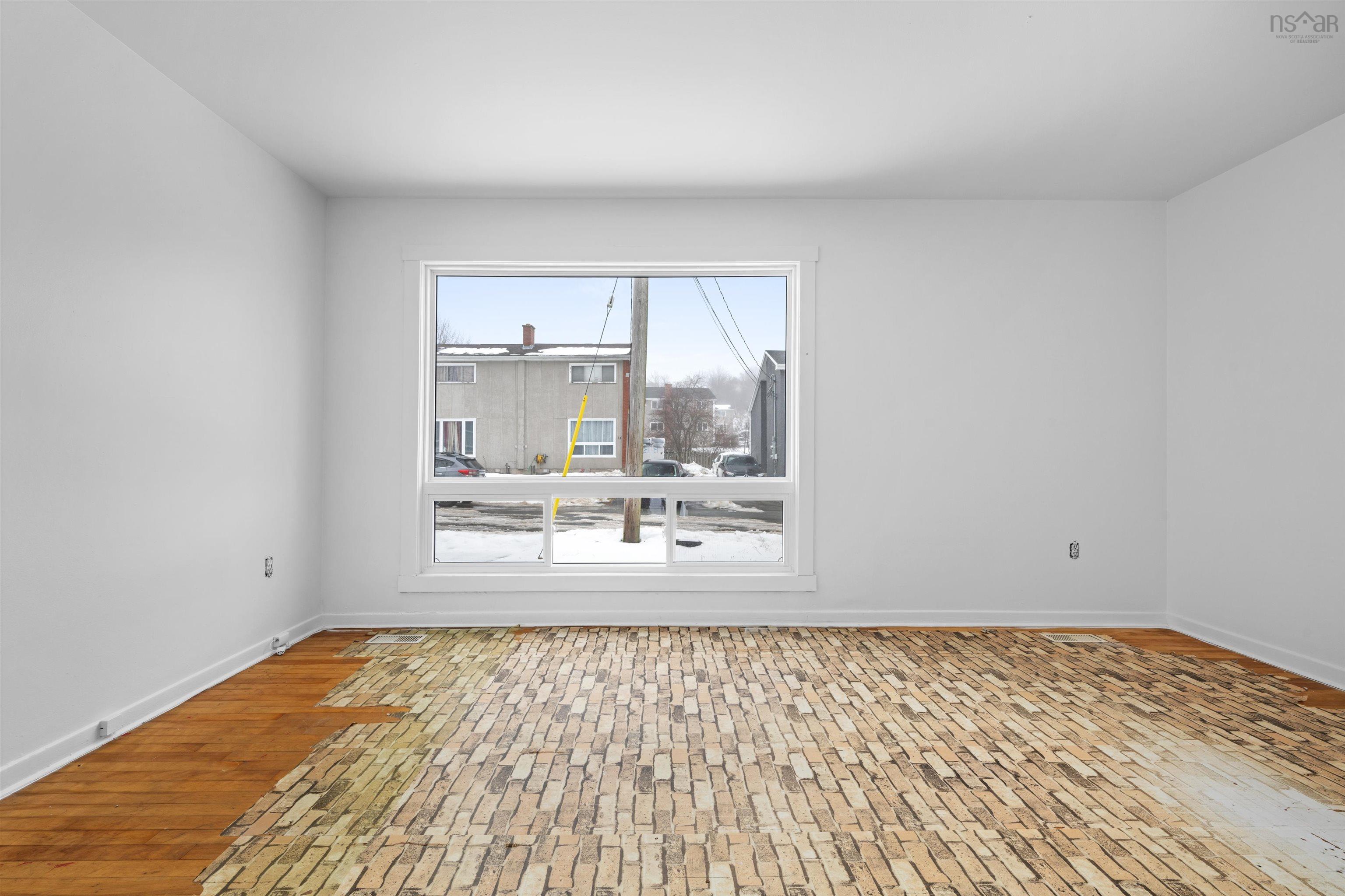 $629,900.00: 13-13A Ruben Court, Dartmouth