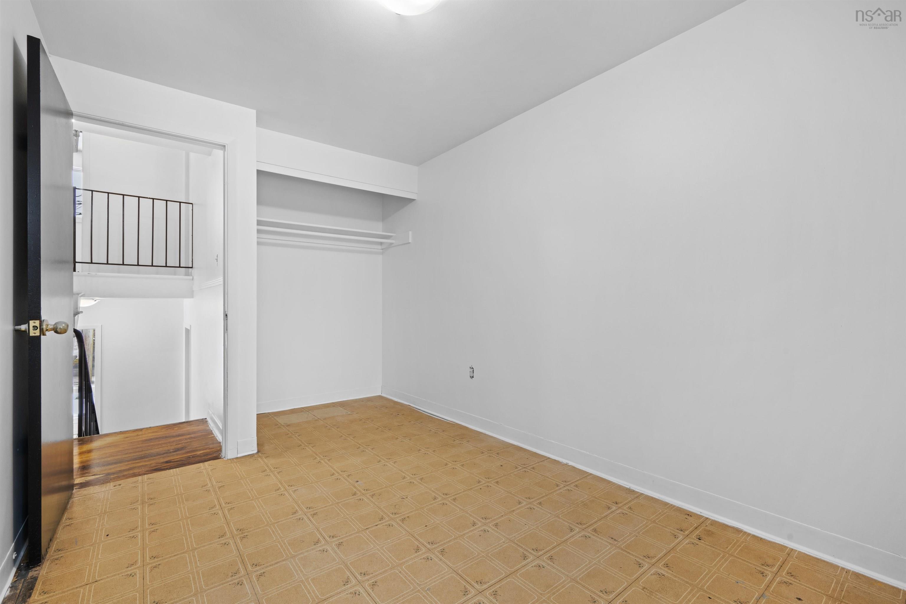 $629,900.00: 13-13A Ruben Court, Dartmouth