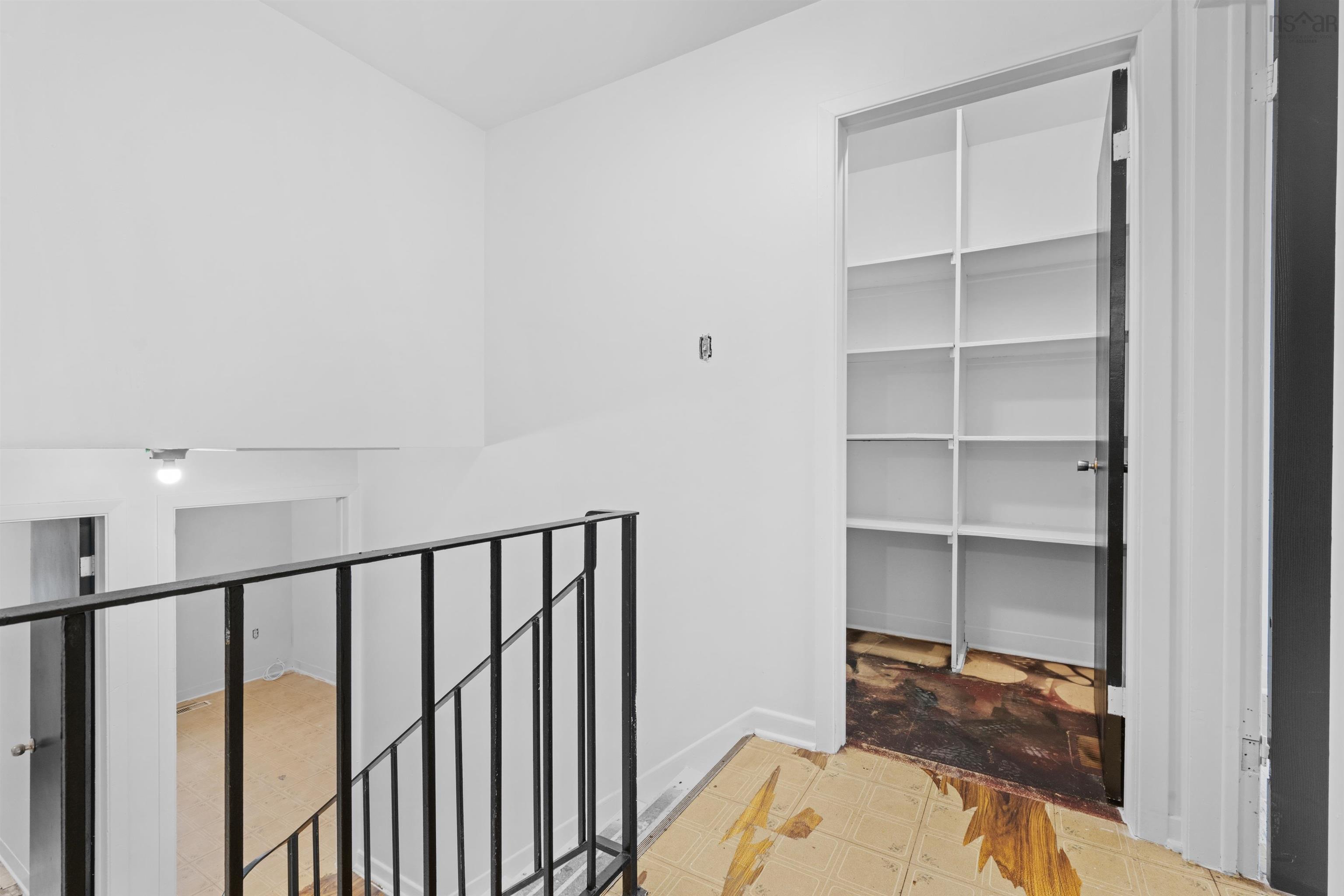 $629,900.00: 13-13A Ruben Court, Dartmouth