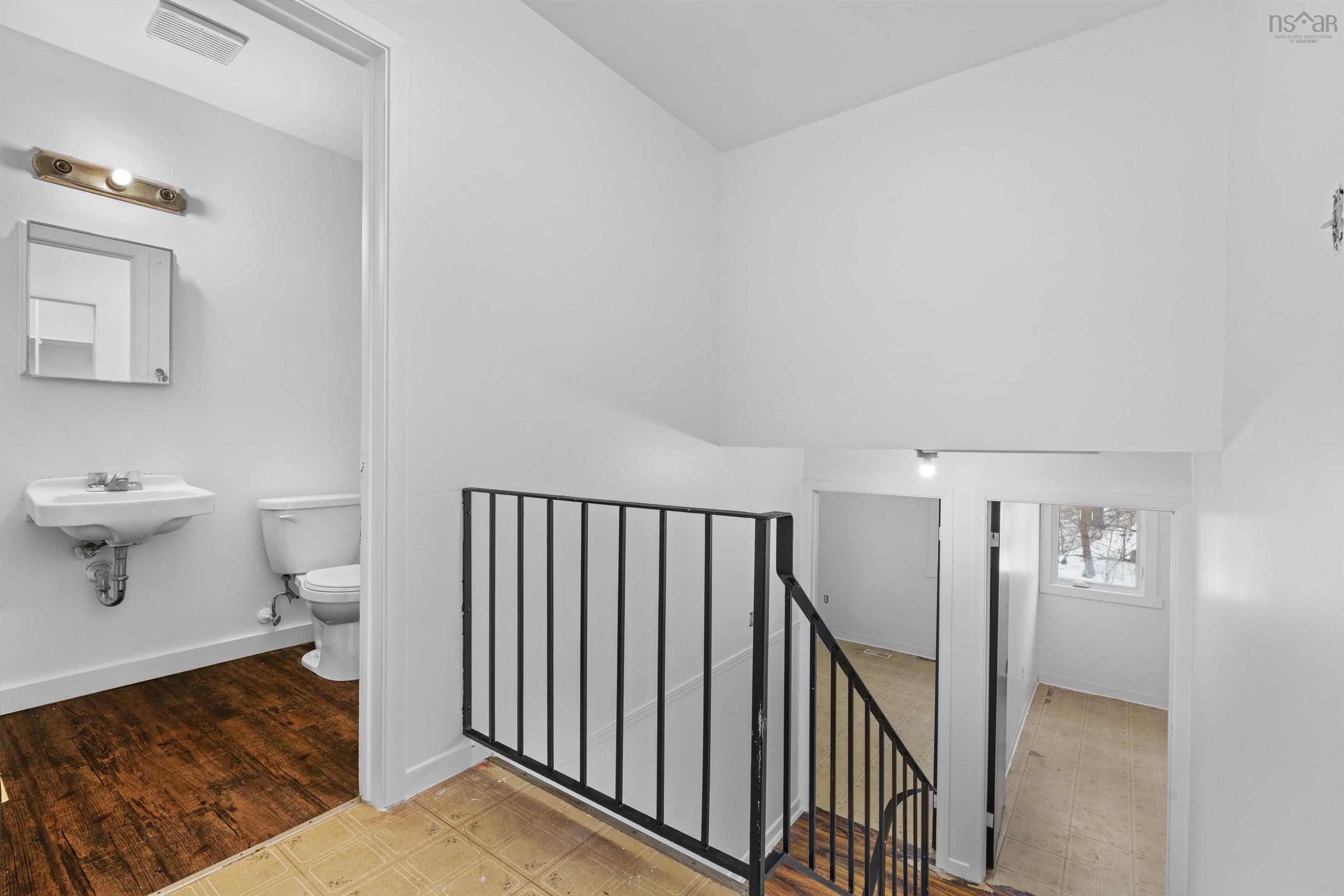 $629,900.00: 13-13A Ruben Court, Dartmouth