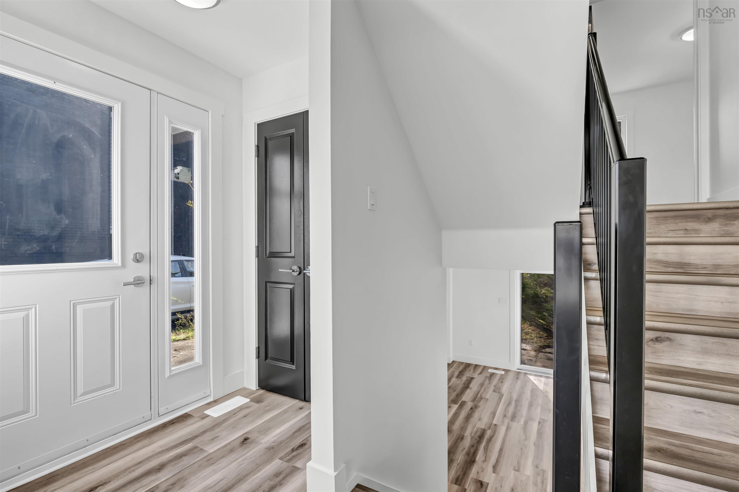 $629,900.00: 13-13A Ruben Court, Dartmouth