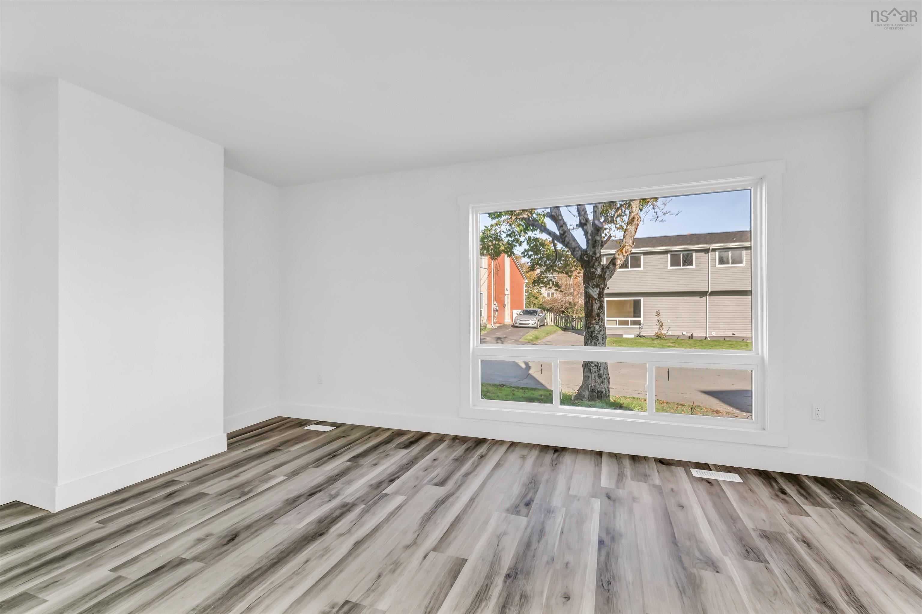 $629,900.00: 13-13A Ruben Court, Dartmouth