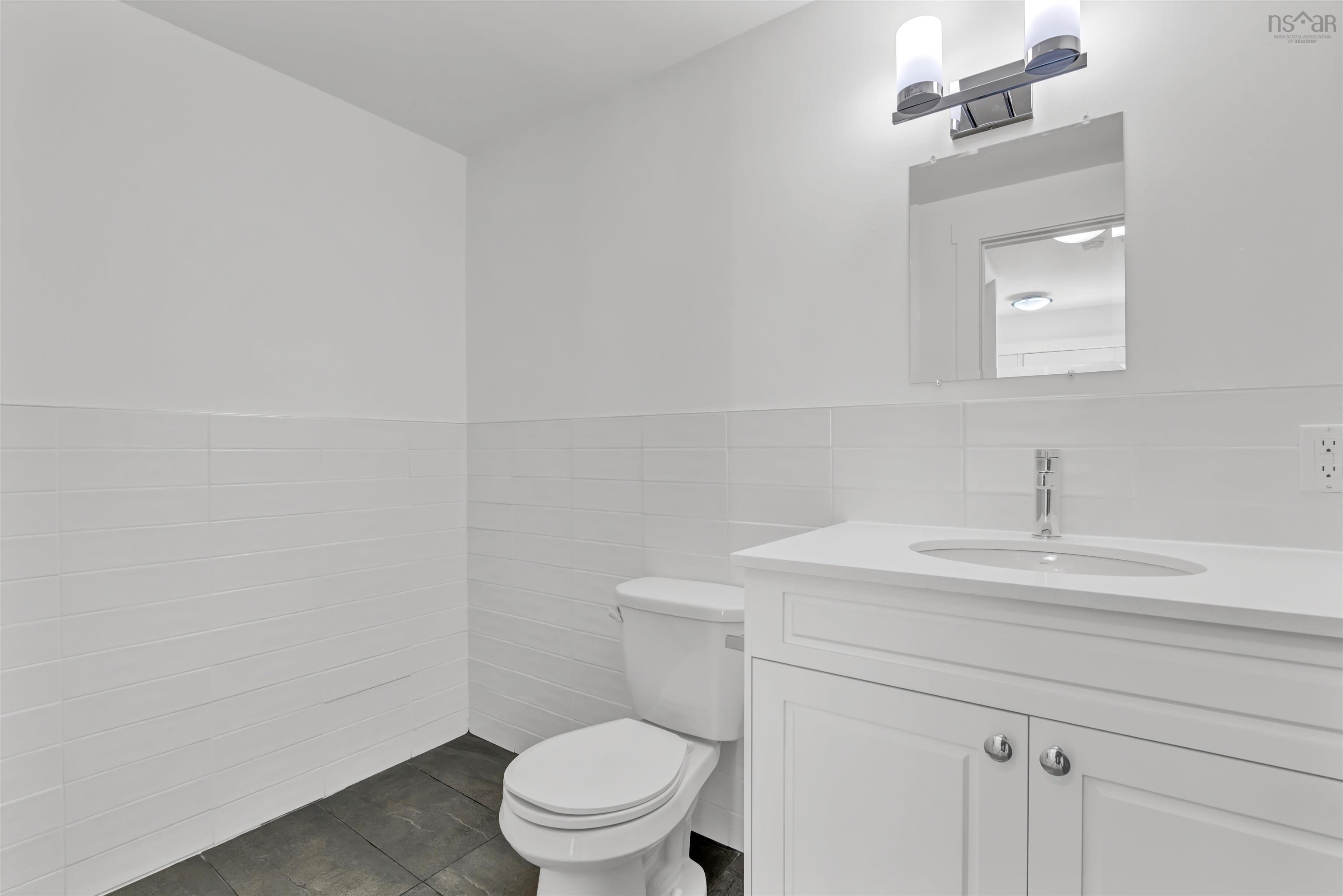 $629,900.00: 13-13A Ruben Court, Dartmouth