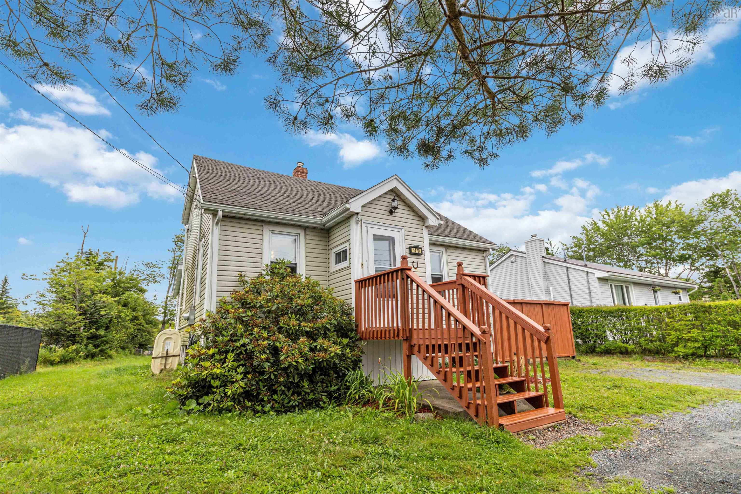 $390,000.00: 1470 Prospect Road, Hatchet Lake