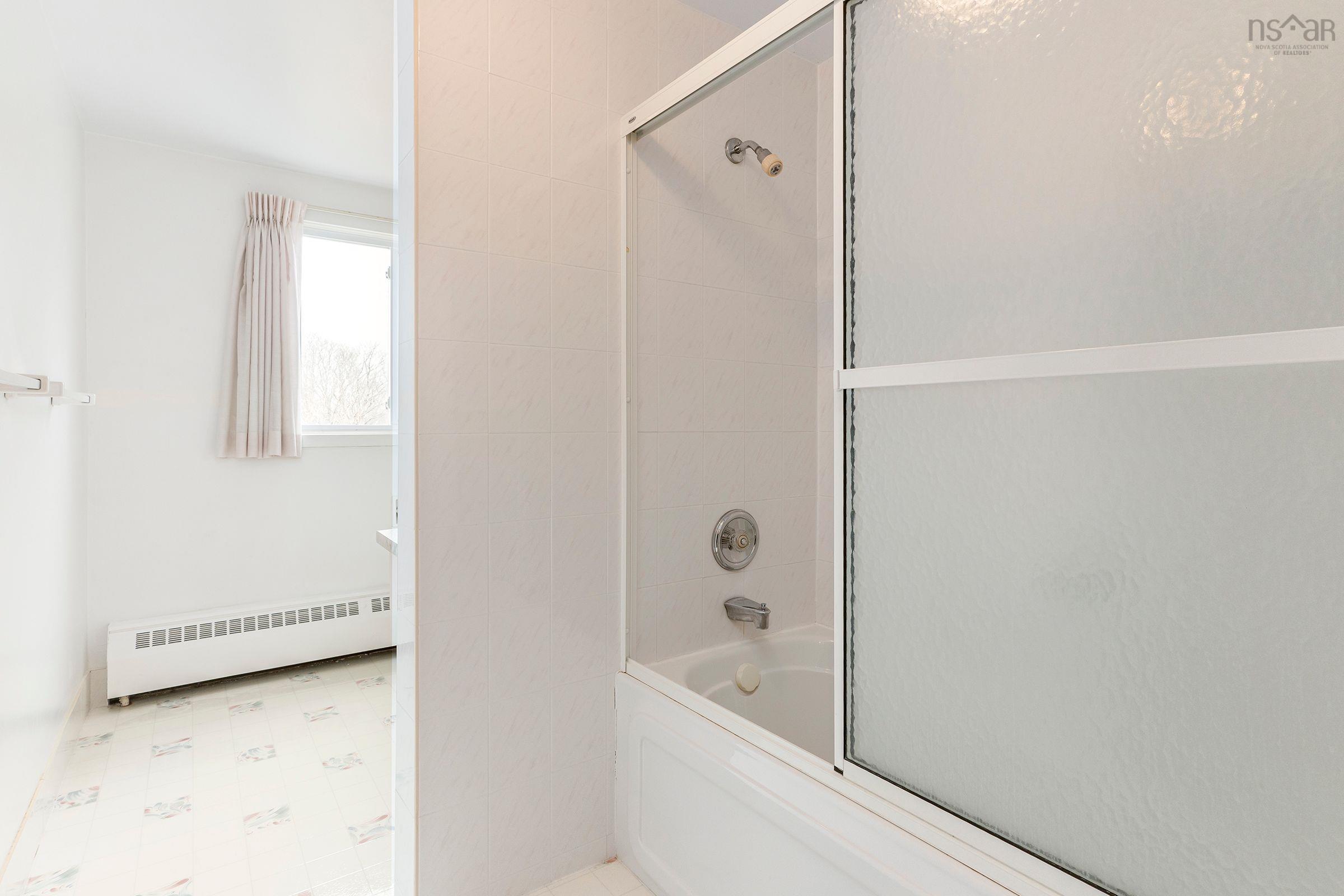 $710,000.00: 1 Shaw Crescent, Halifax