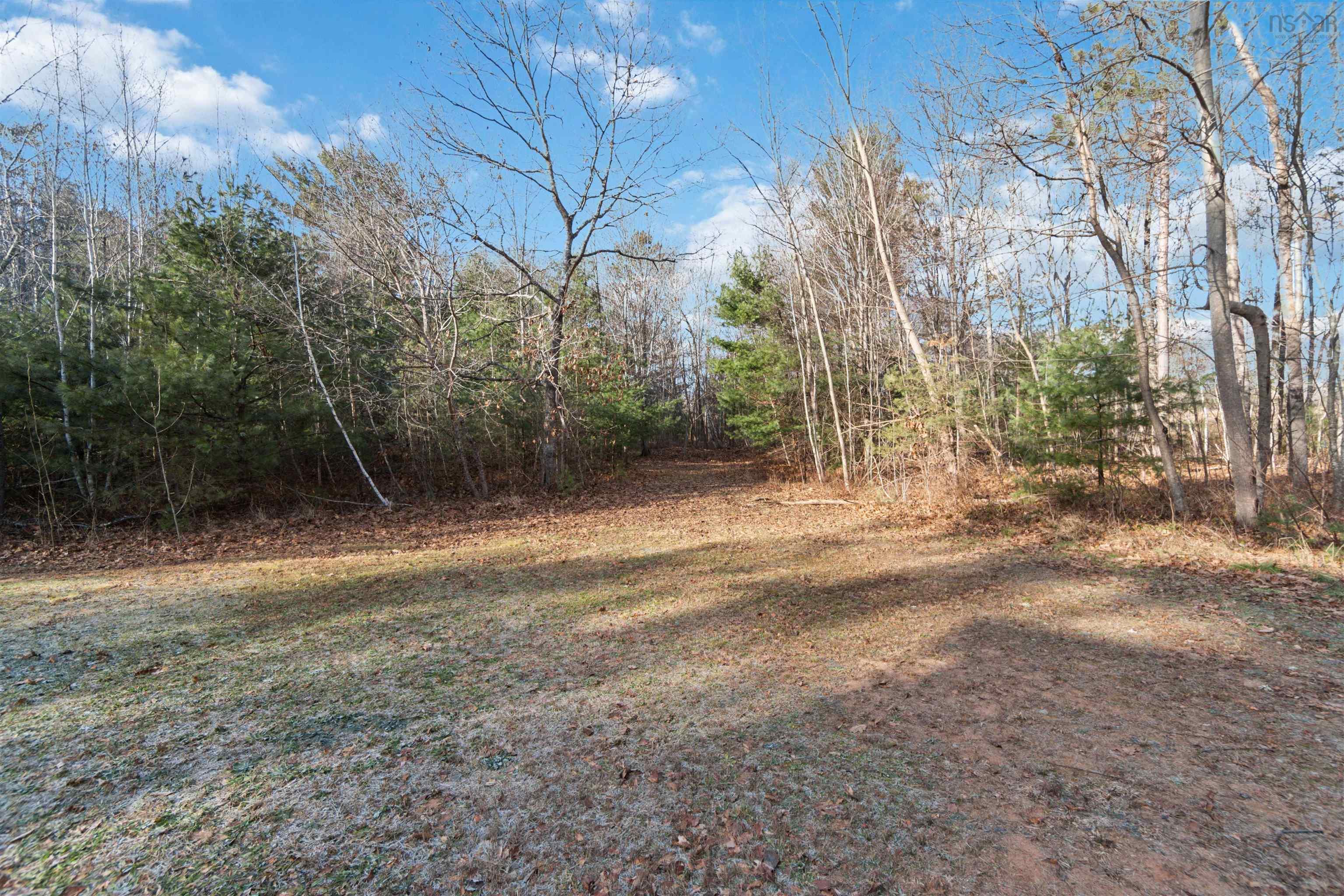 $365,000.00: 2455 Loretta Avenue, Coldbrook