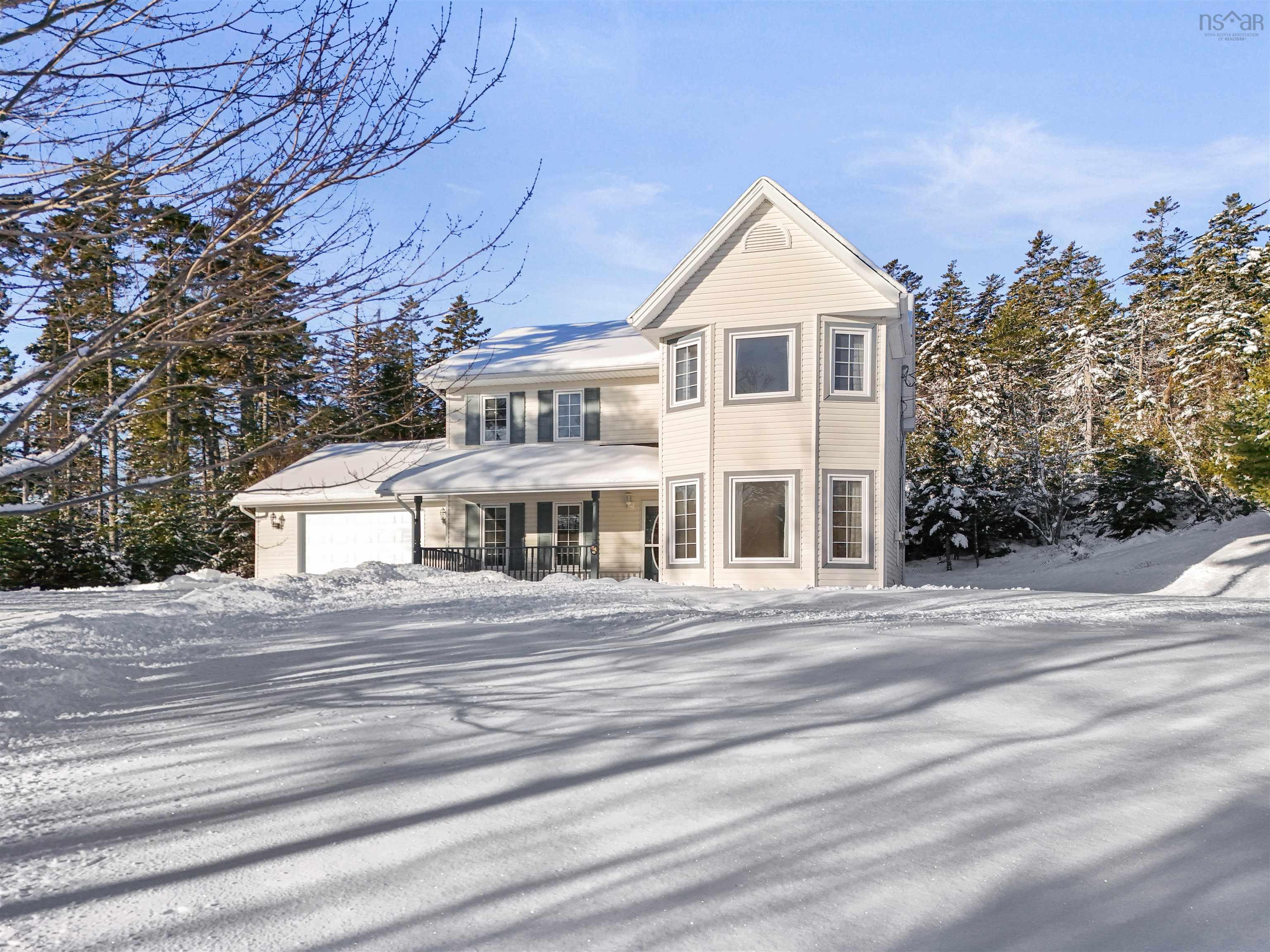 $595,000.00: 64 Hemlock Drive, Upper Tantallon