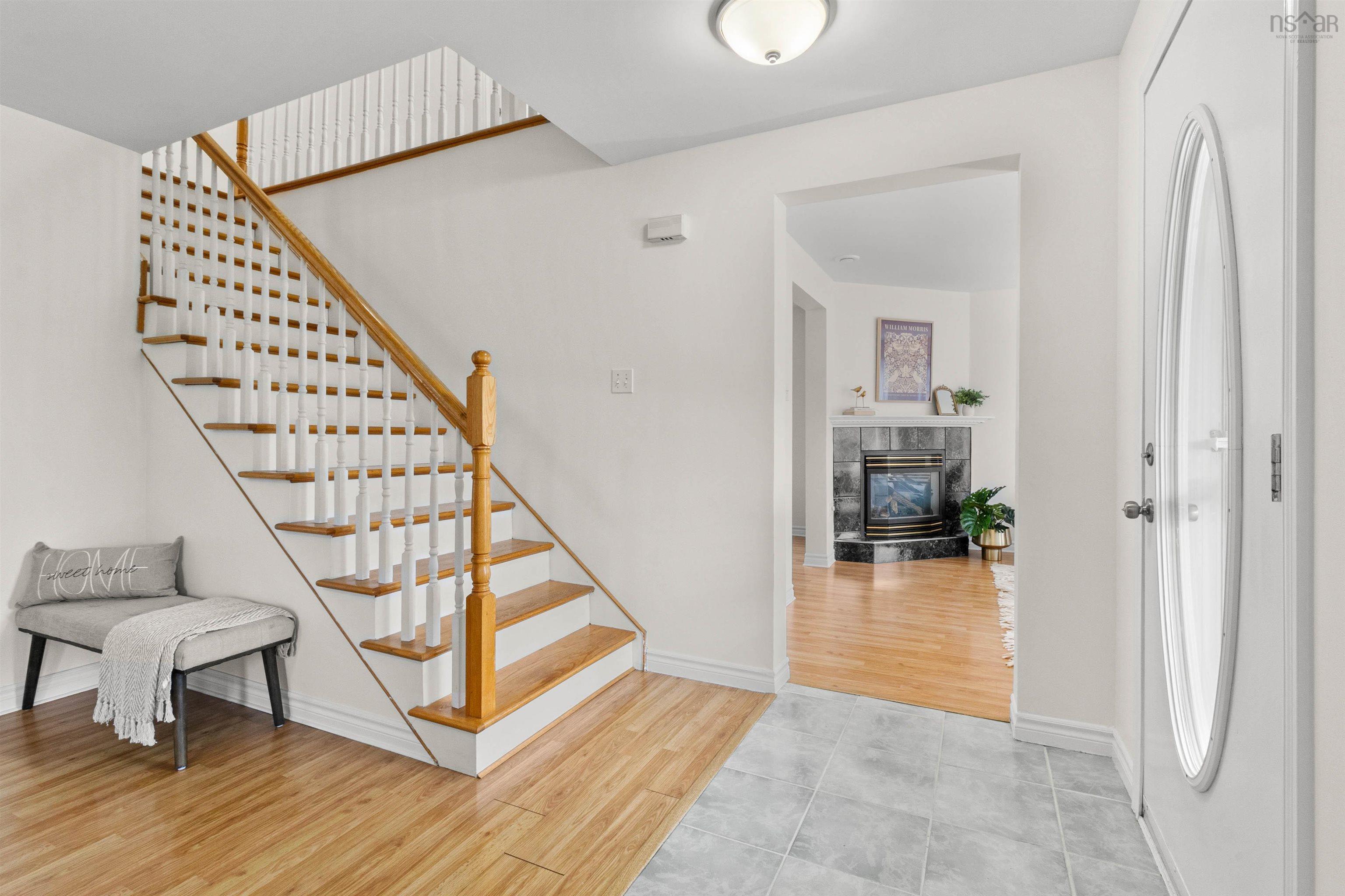 $595,000.00: 64 Hemlock Drive, Upper Tantallon