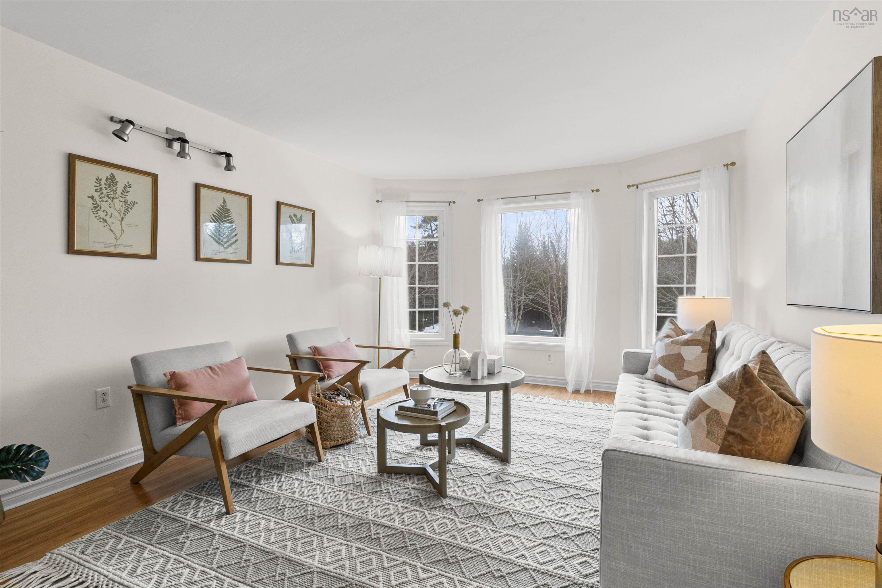 $595,000.00: 64 Hemlock Drive, Upper Tantallon