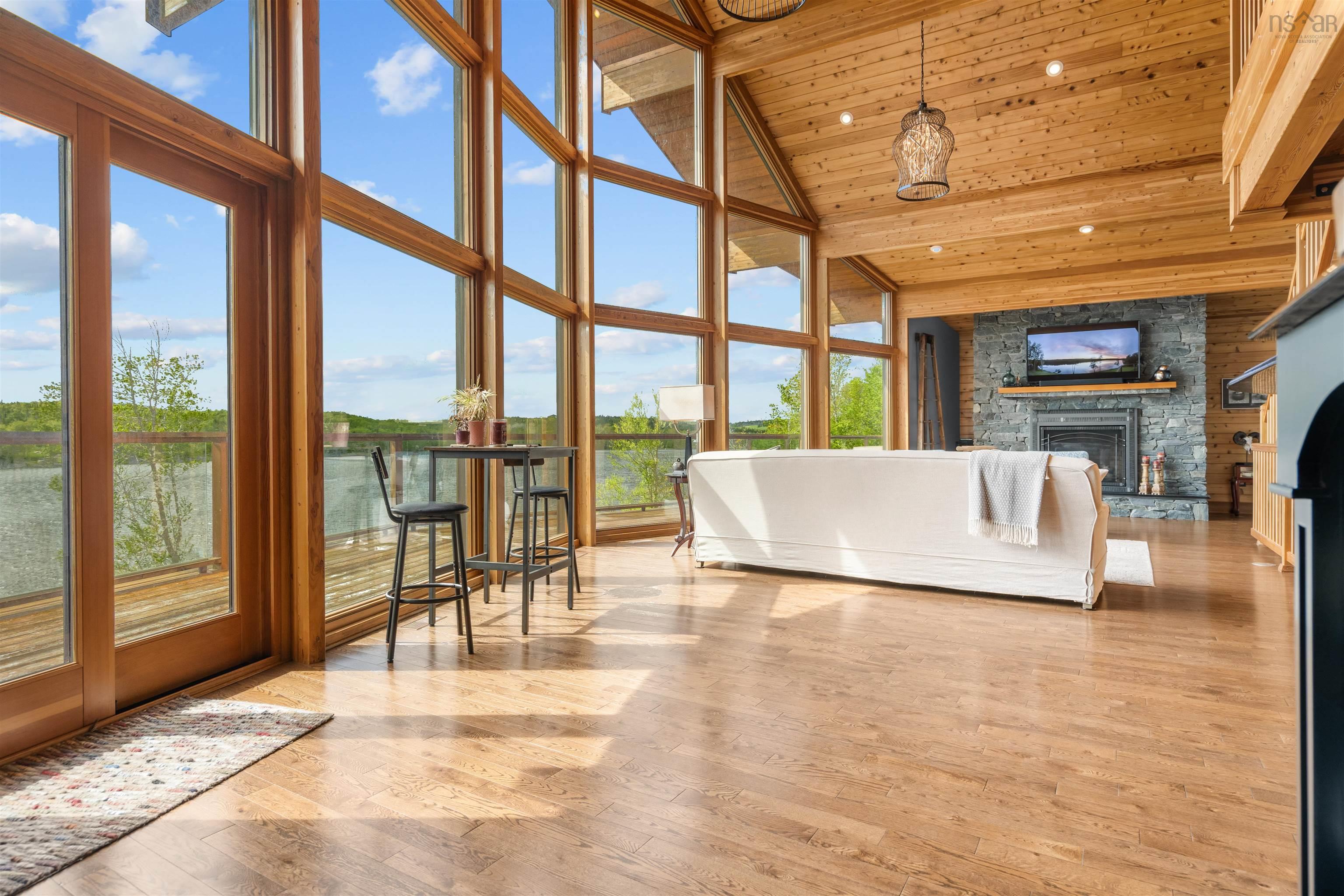 $1,375,000.00: 16 Sunset Lane, Goshen