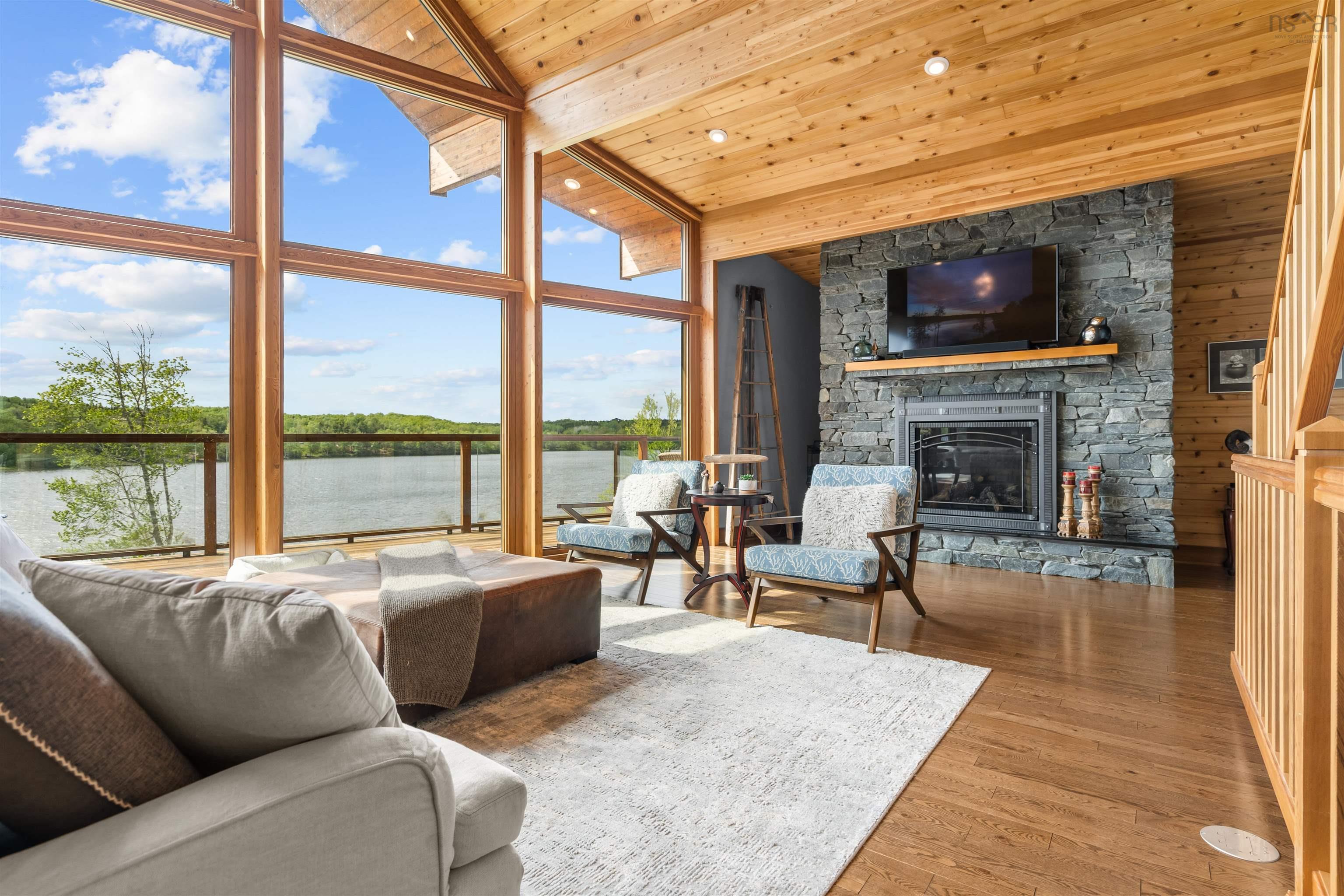 $1,375,000.00: 16 Sunset Lane, Goshen