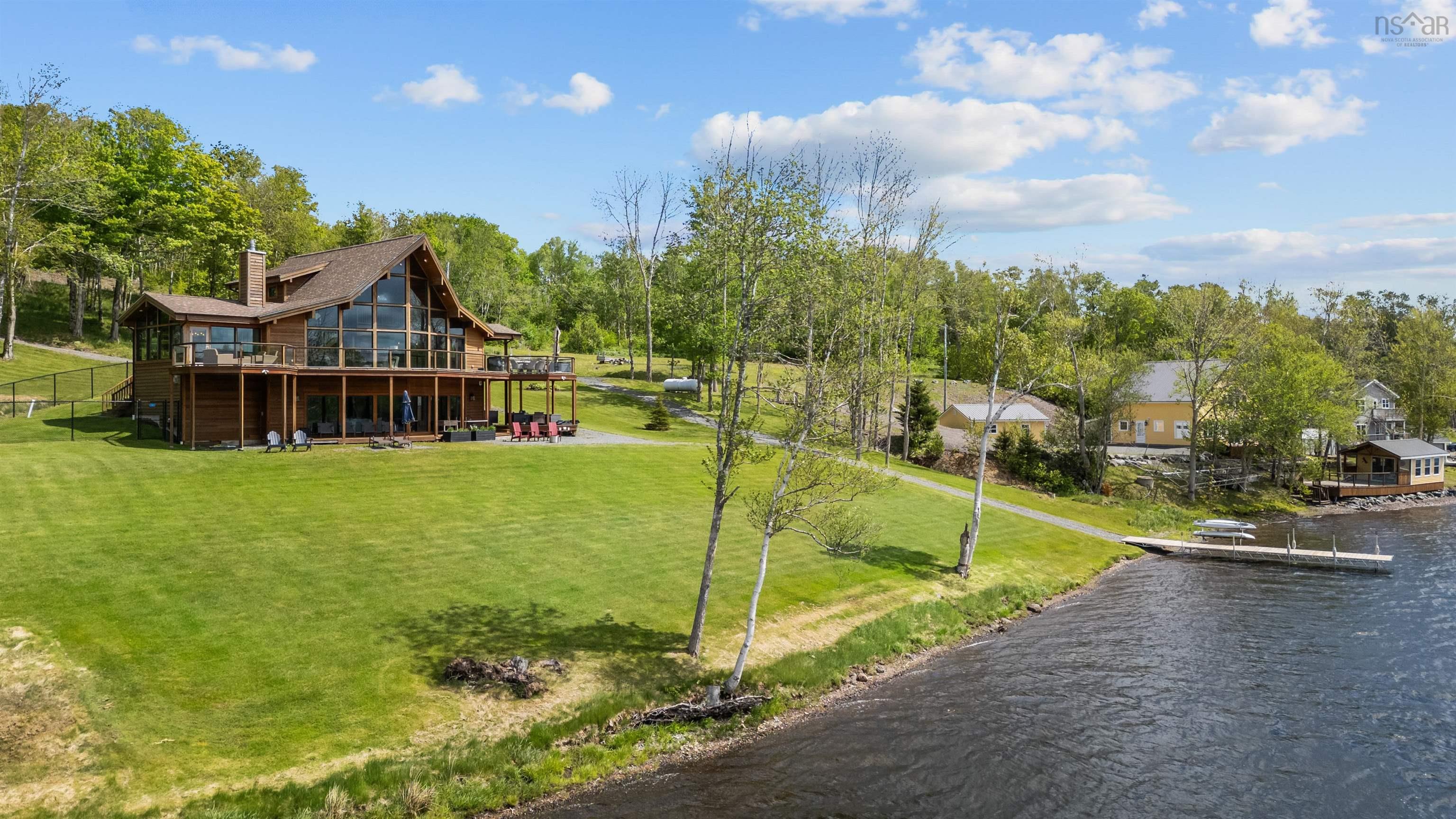 $1,375,000.00: 16 Sunset Lane, Goshen
