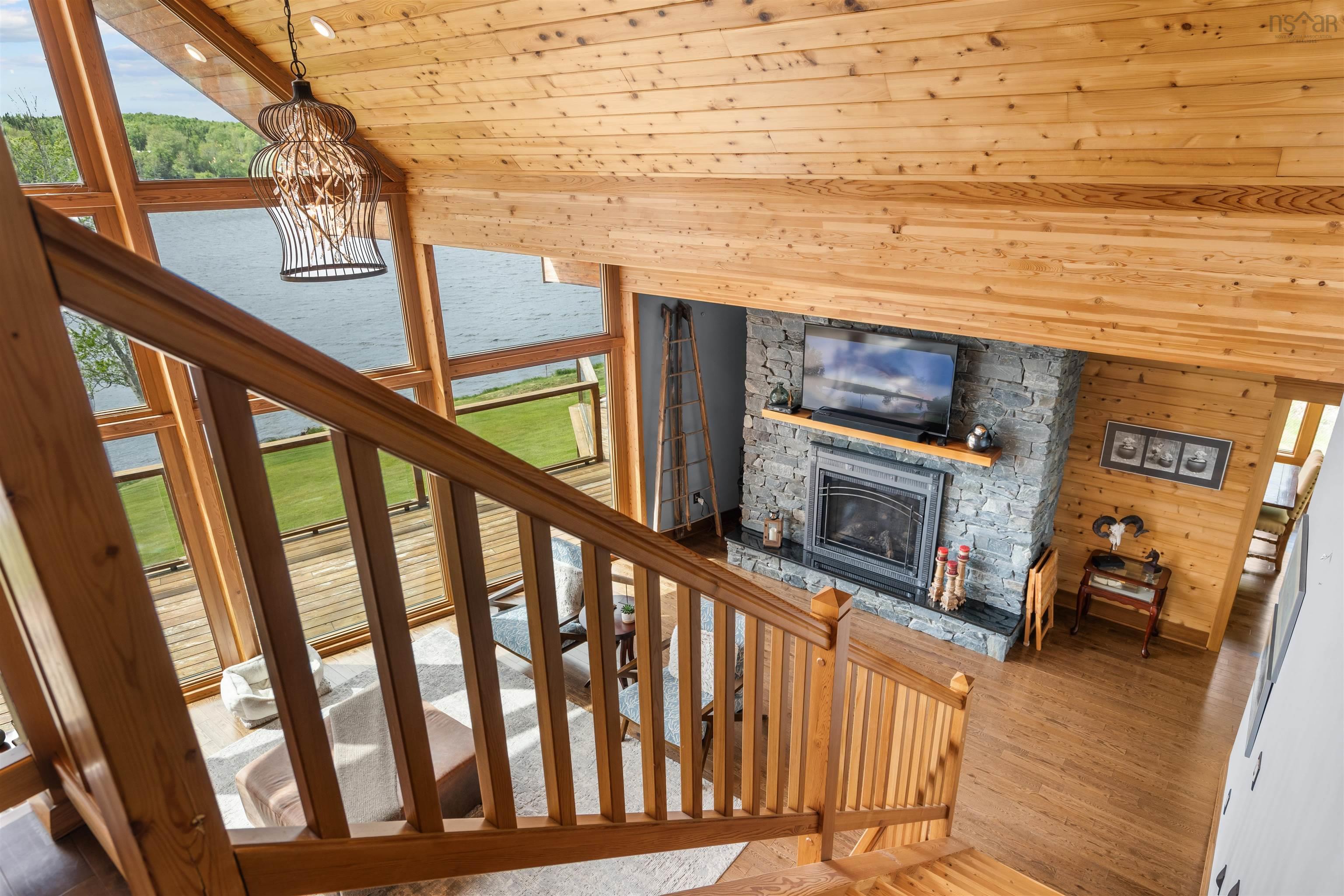 $1,375,000.00: 16 Sunset Lane, Goshen