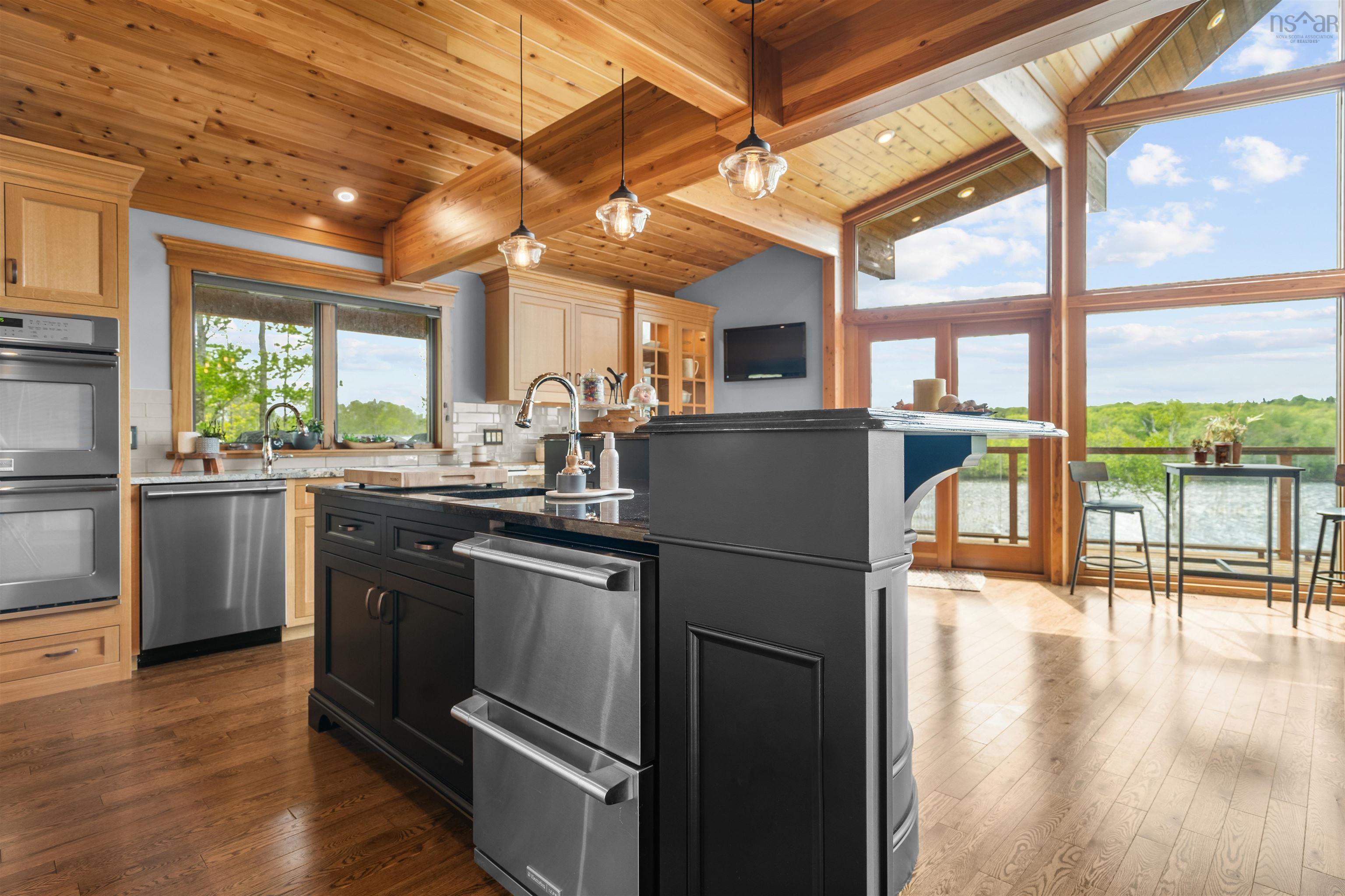 $1,375,000.00: 16 Sunset Lane, Goshen