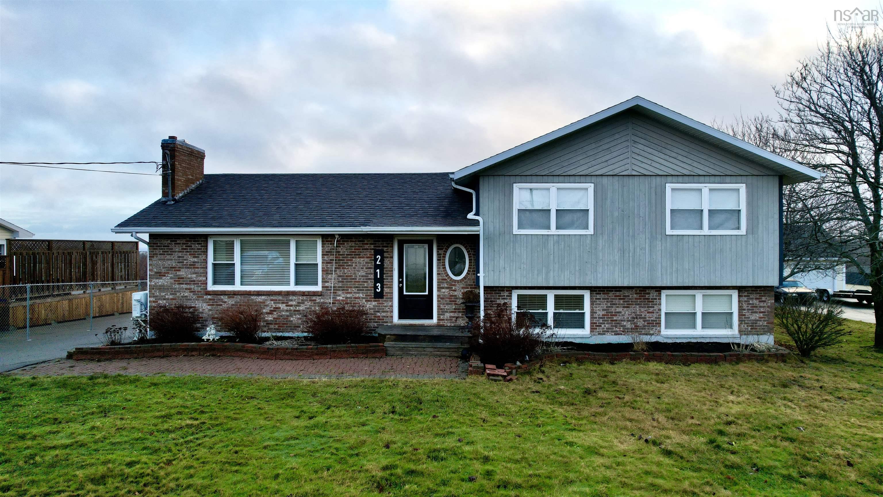 $469,000.00: 213 Neville Street, Dominion