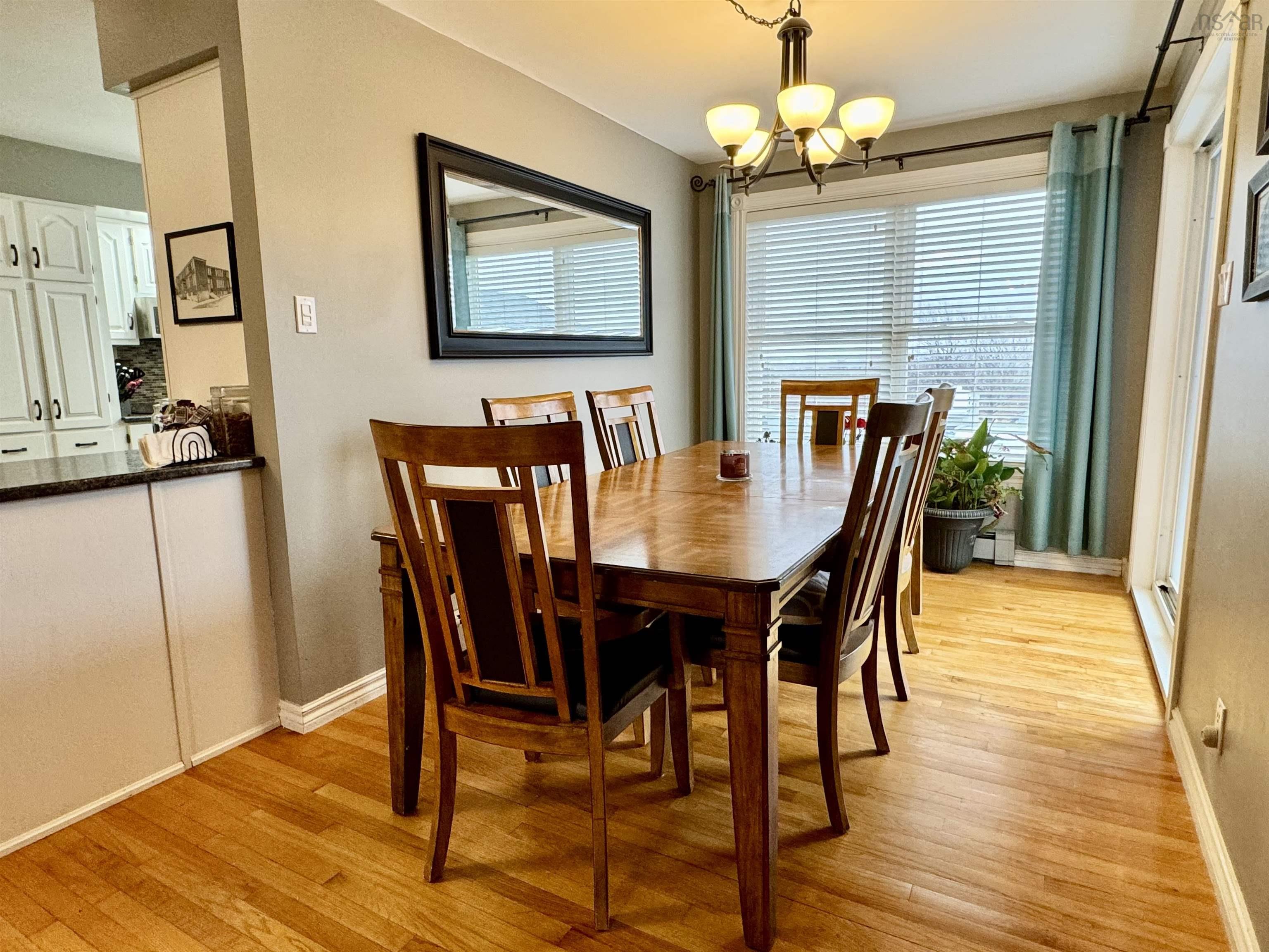 $469,000.00: 213 Neville Street, Dominion
