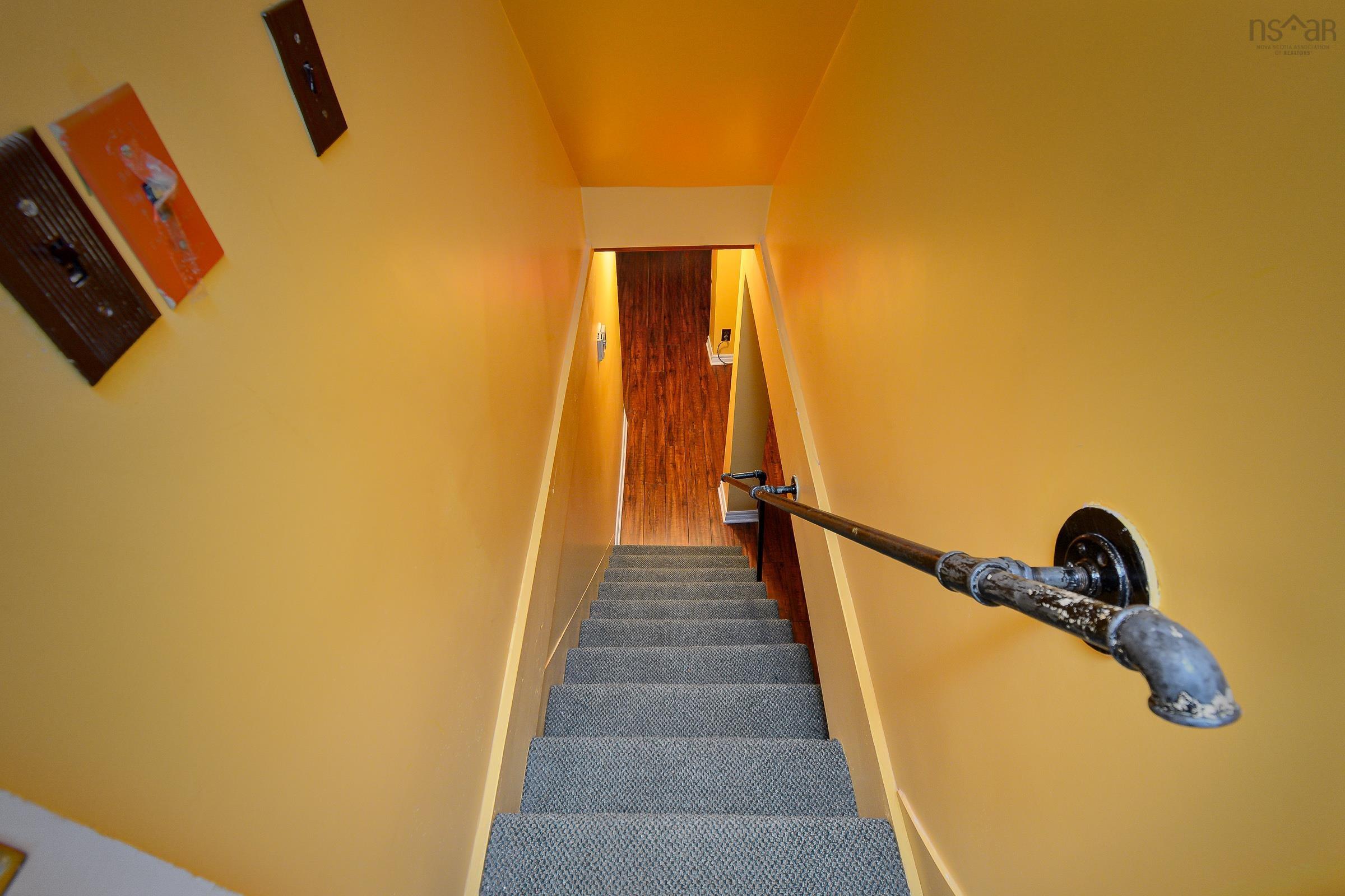 $199,999.00: 190 Whitney, Sydney