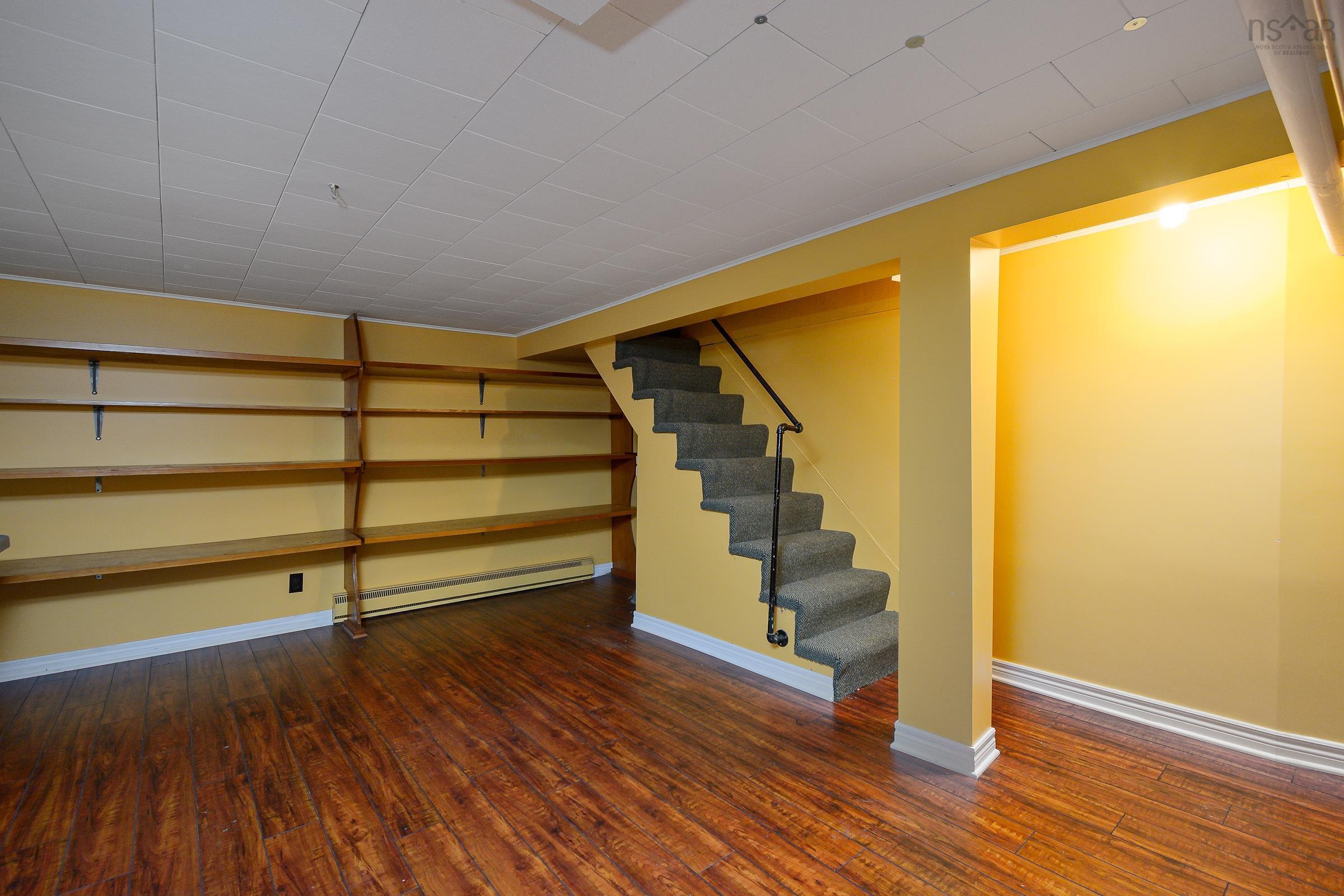 $199,999.00: 190 Whitney, Sydney