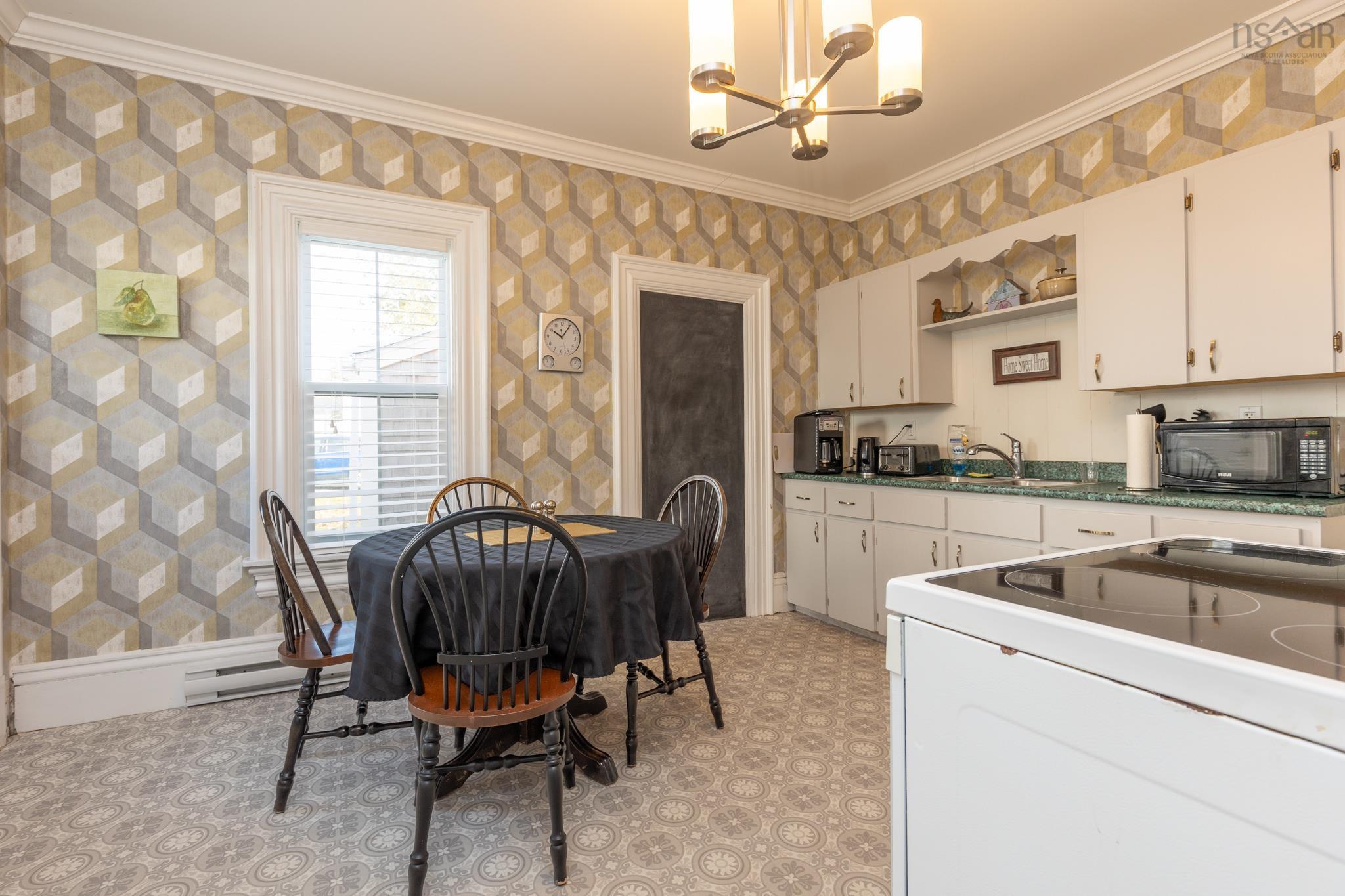 $299,000.00: 24 Albert Street, Yarmouth