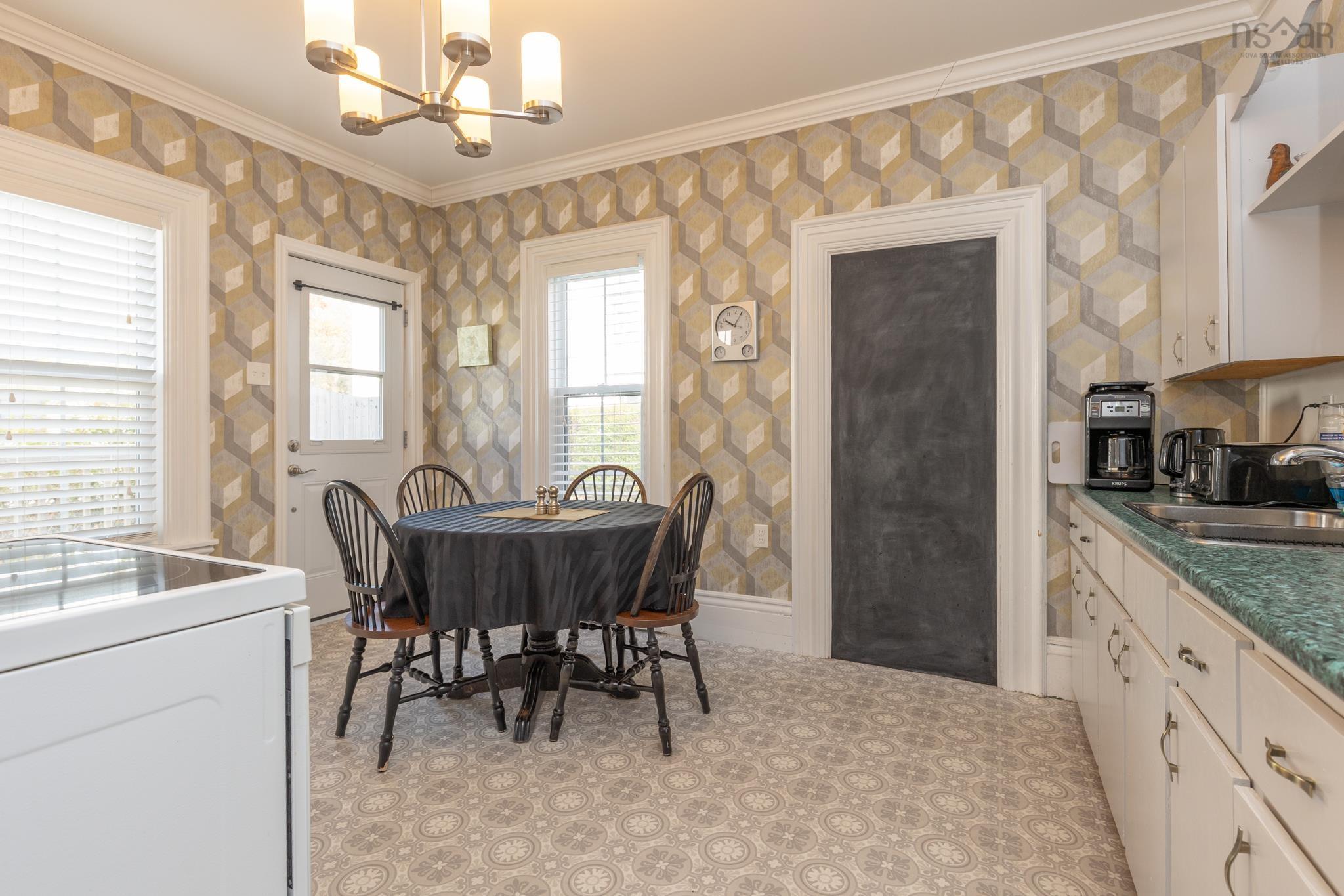 $299,000.00: 24 Albert Street, Yarmouth