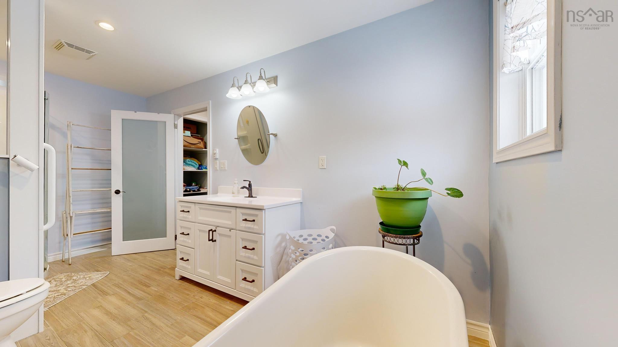 $565,900.00: 113 Bear Point Road, Shag Harbour