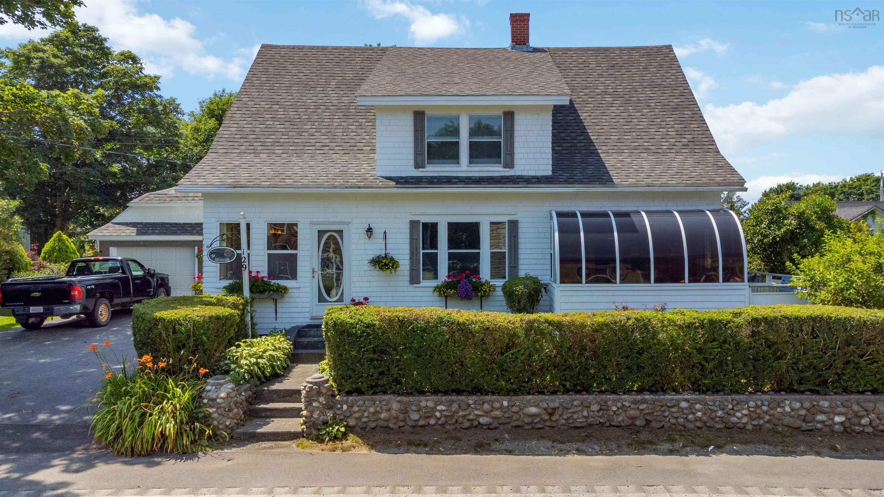 $365,000.00: 129 Hall Street, Lockeport
