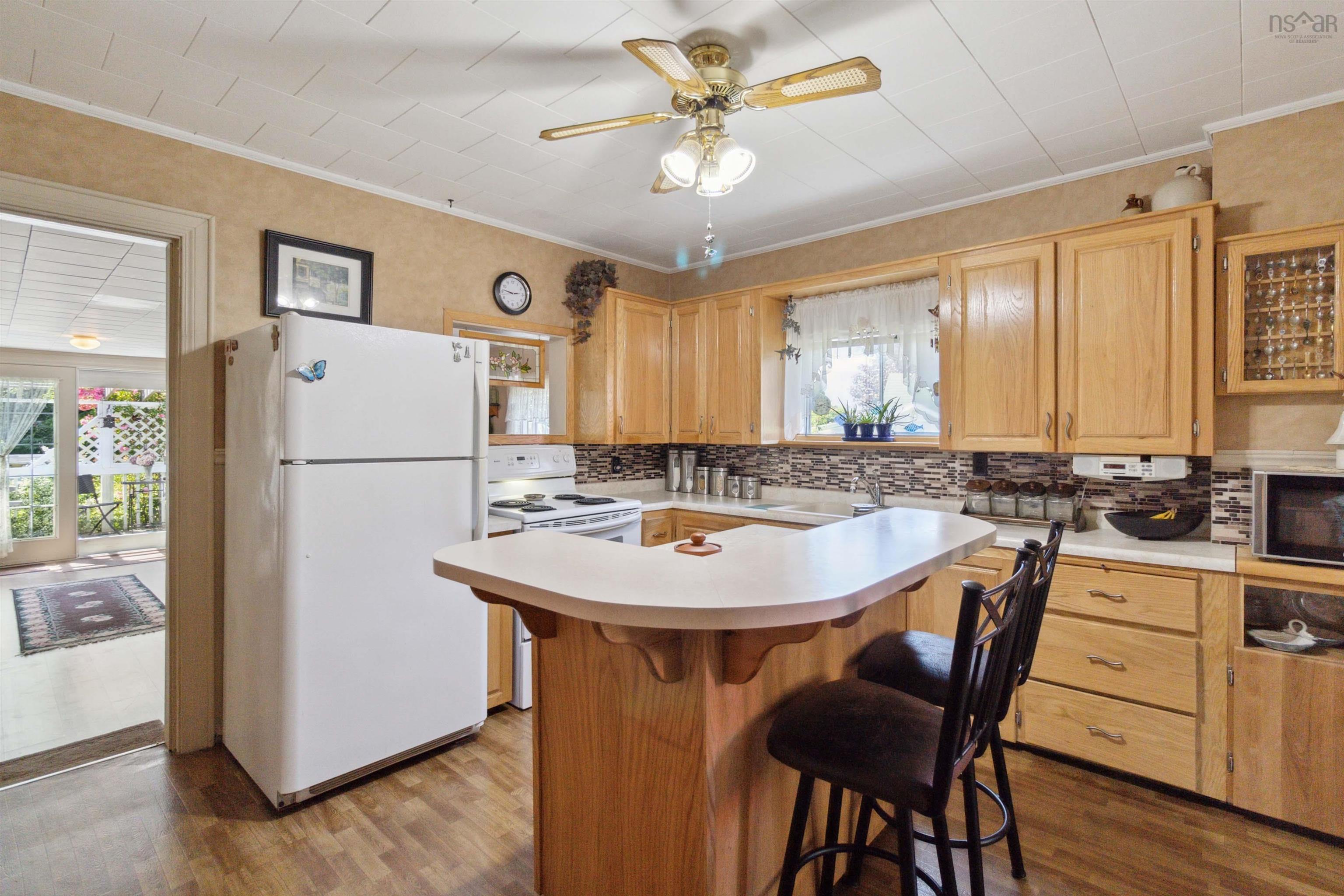 $365,000.00: 129 Hall Street, Lockeport