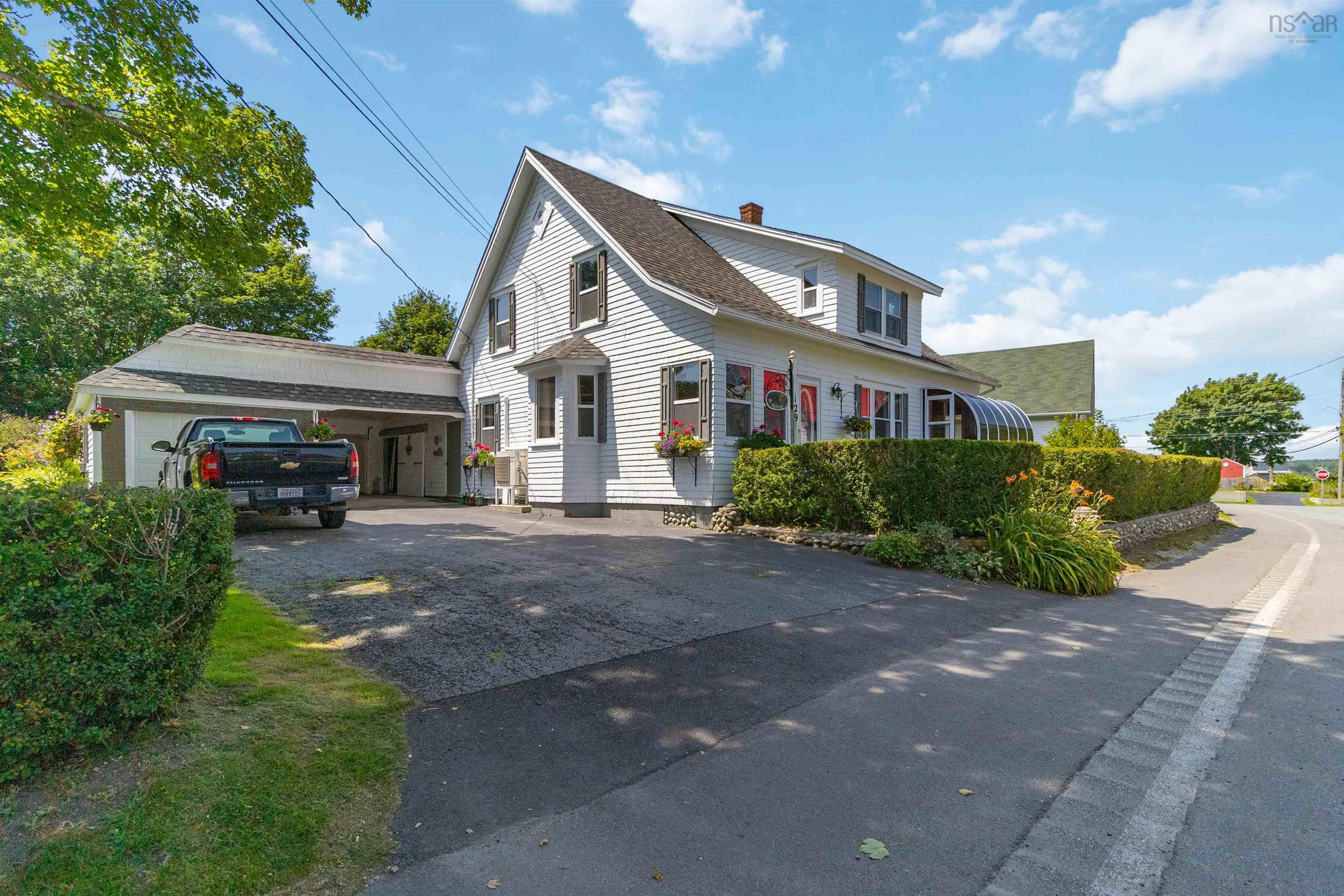 $365,000.00: 129 Hall Street, Lockeport