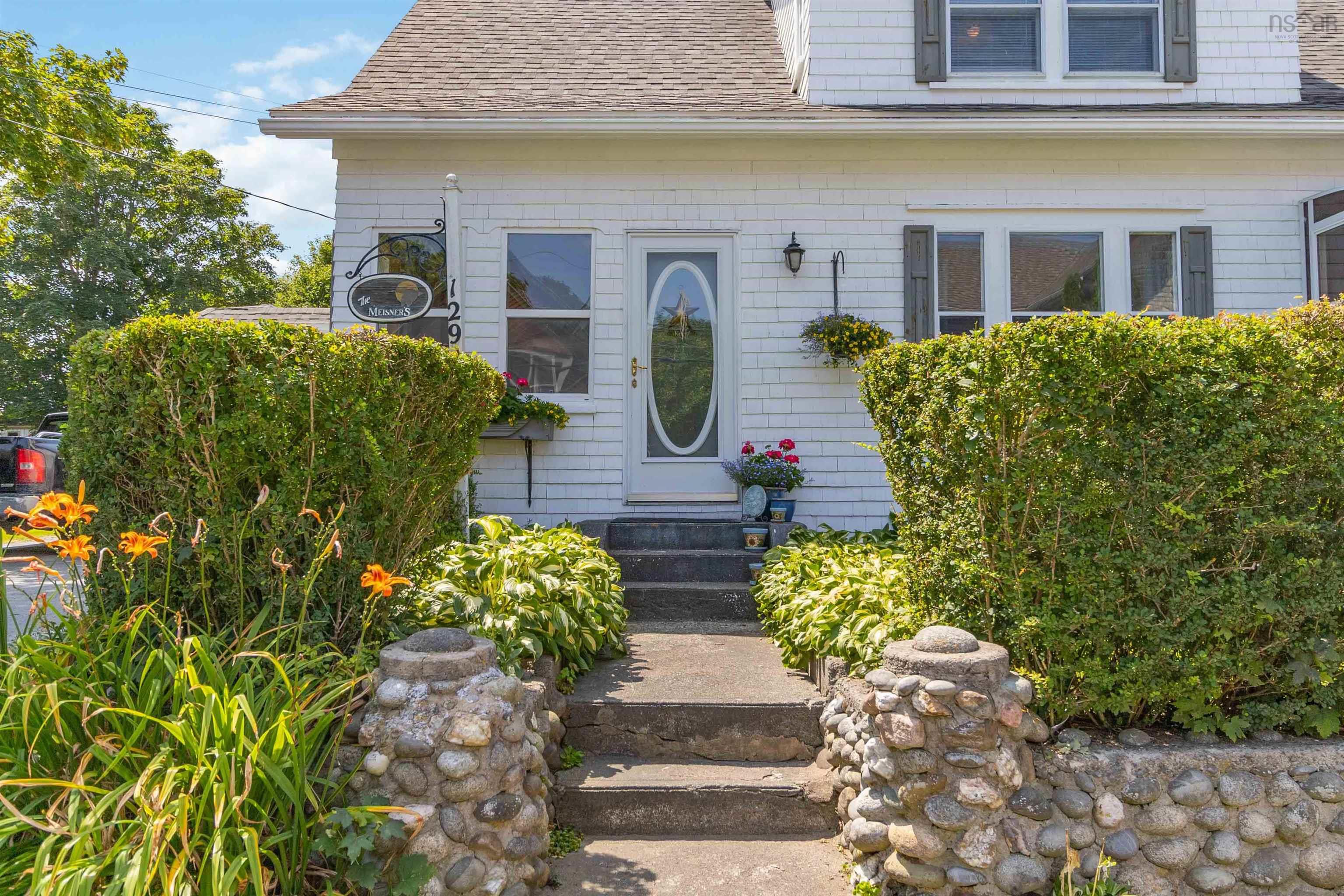$365,000.00: 129 Hall Street, Lockeport