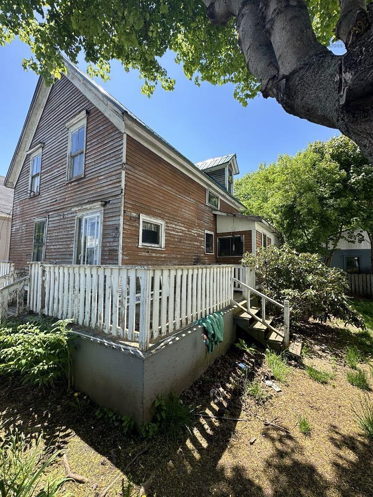 $74,900.00: 8 McLellan Street, Truro