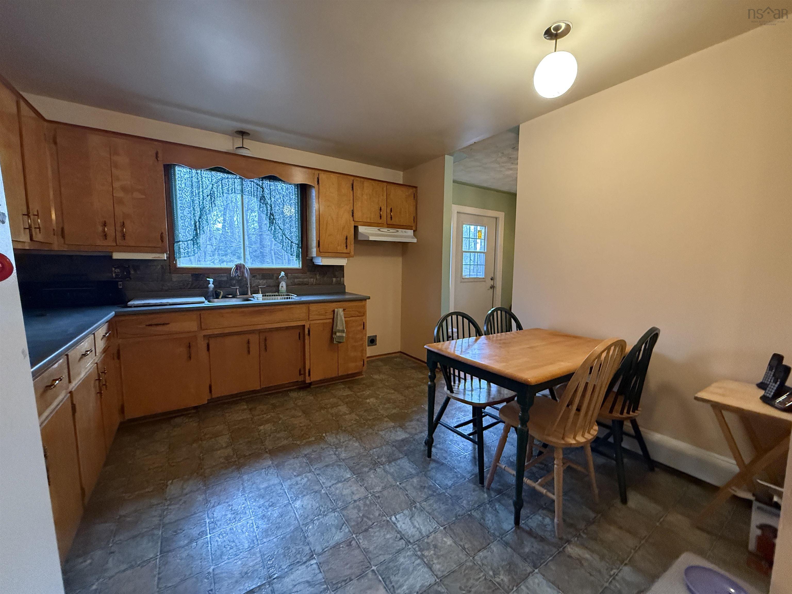 $295,000.00: 821 Catalina Lane, Greenwood