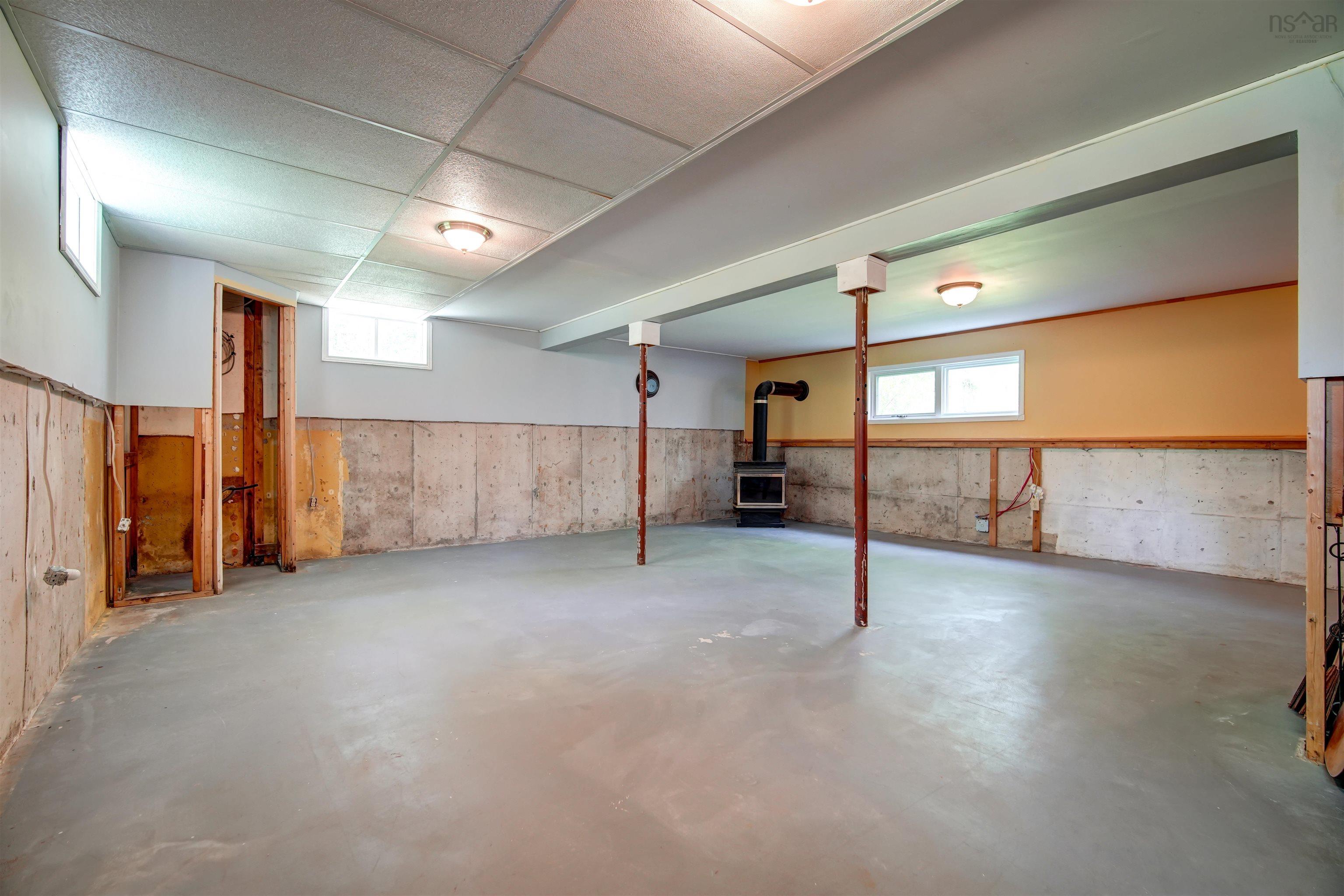 $589,000.00: 96 Lockview Road, Fall River