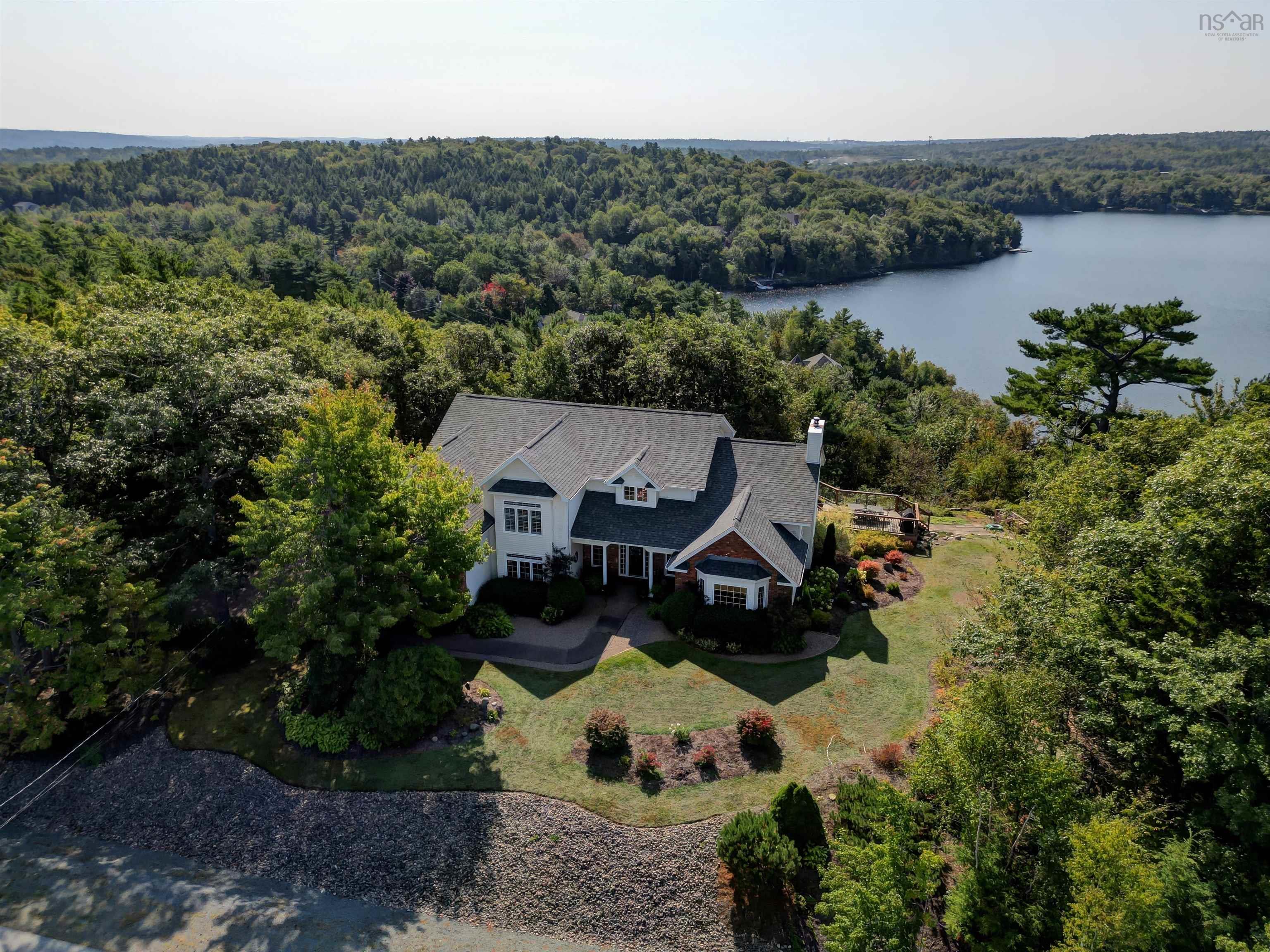$1,199,000.00: 16 Glenmorren Court, Fall River