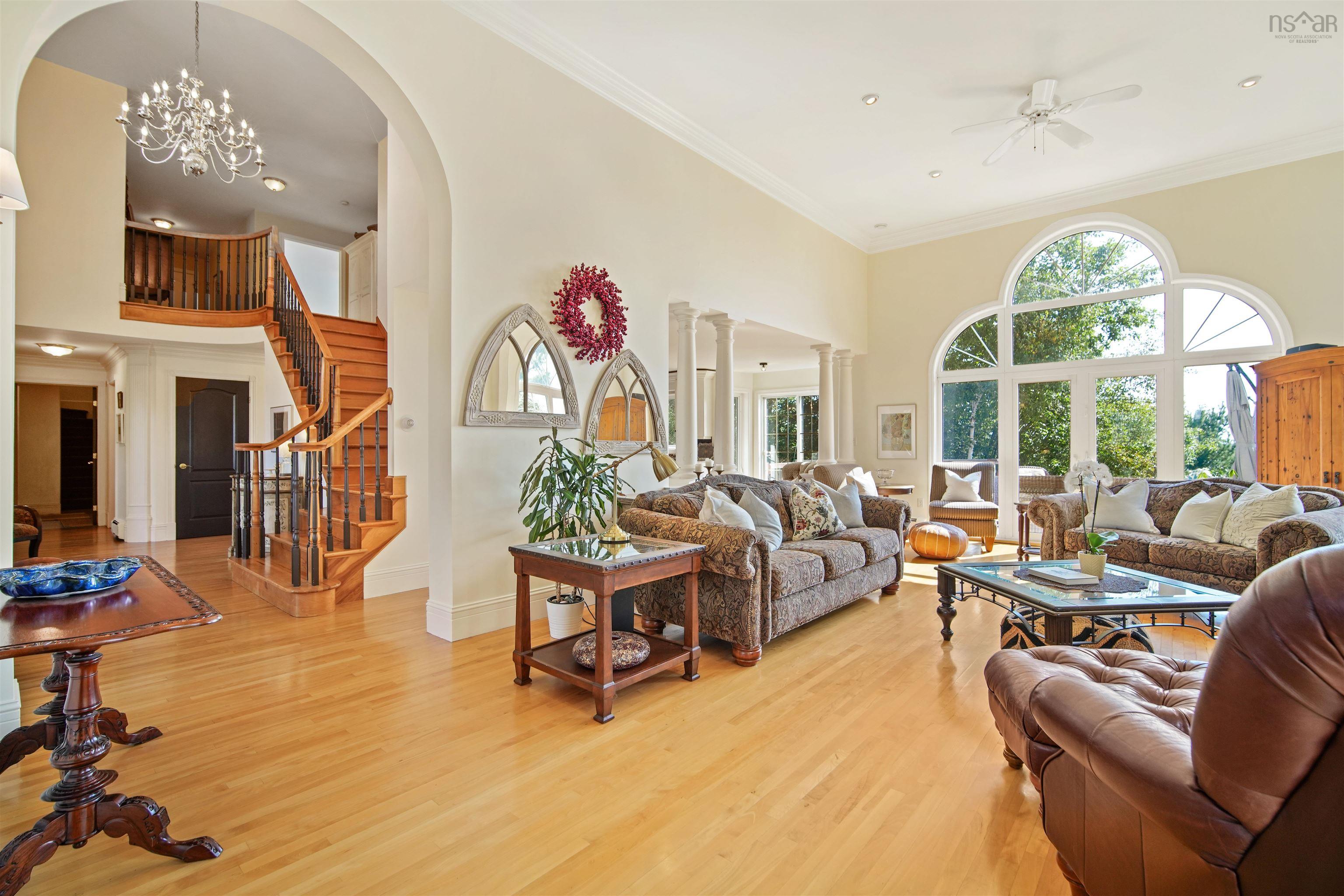 $1,199,000.00: 16 Glenmorren Court, Fall River